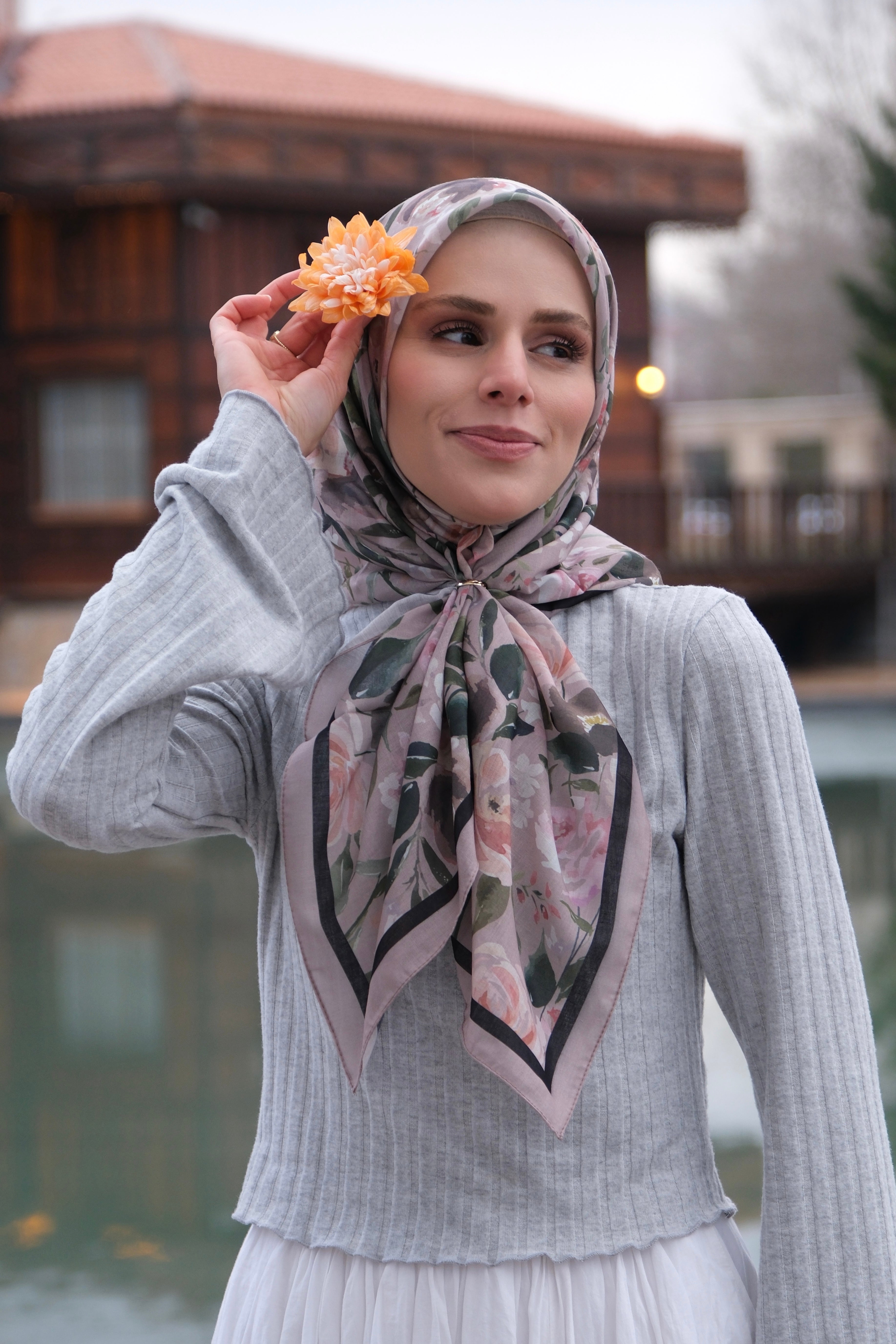 Florya Square Scarf - Taupe
