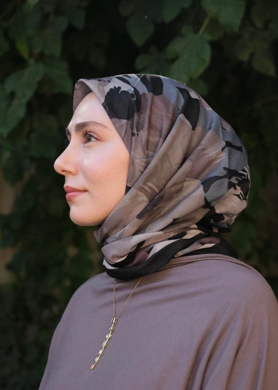 Maribel Square Scarf - Black