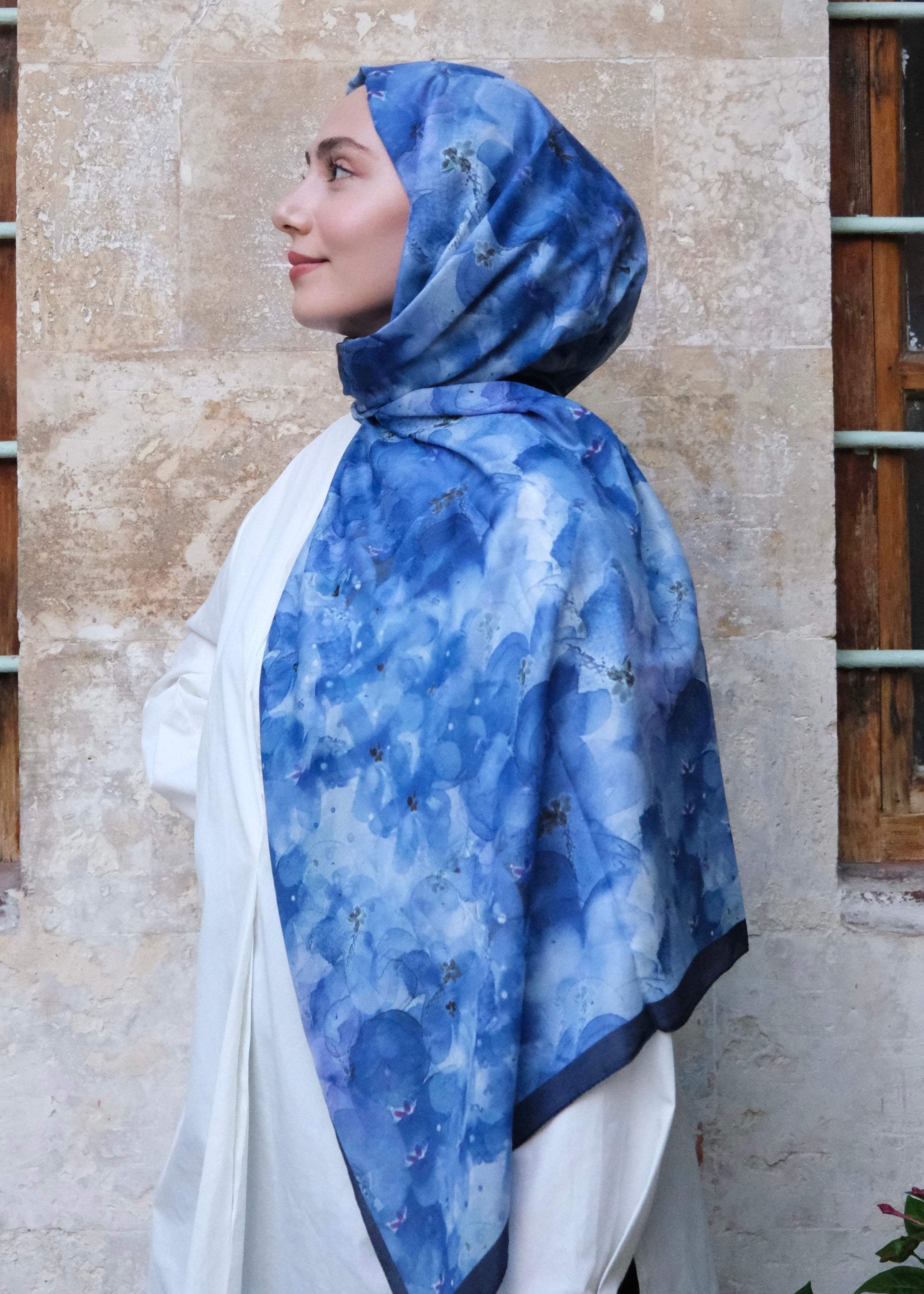 Delora Hijab - Navy Blue