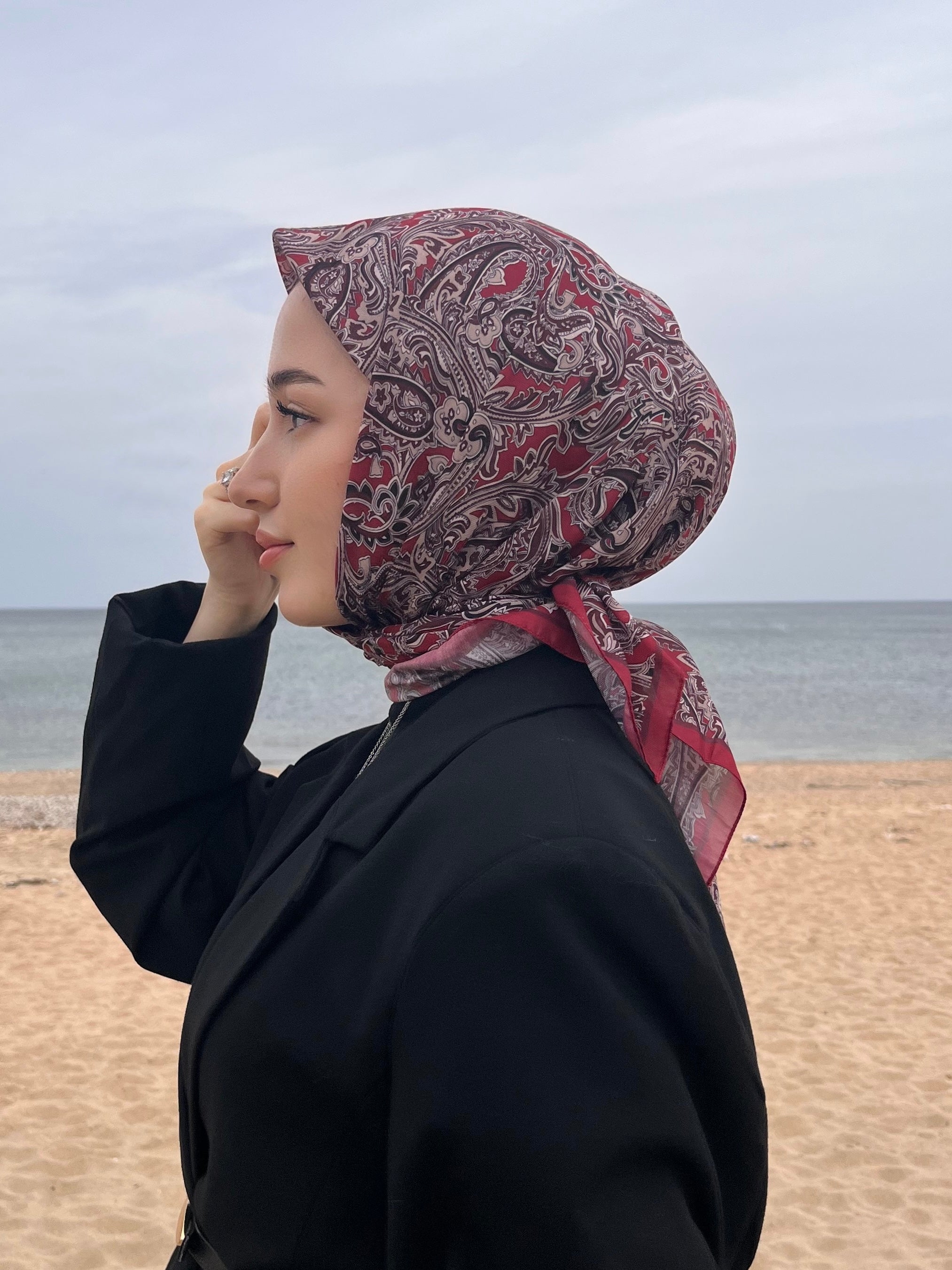 Firuze 2 Square Scarf - Light Burgundy