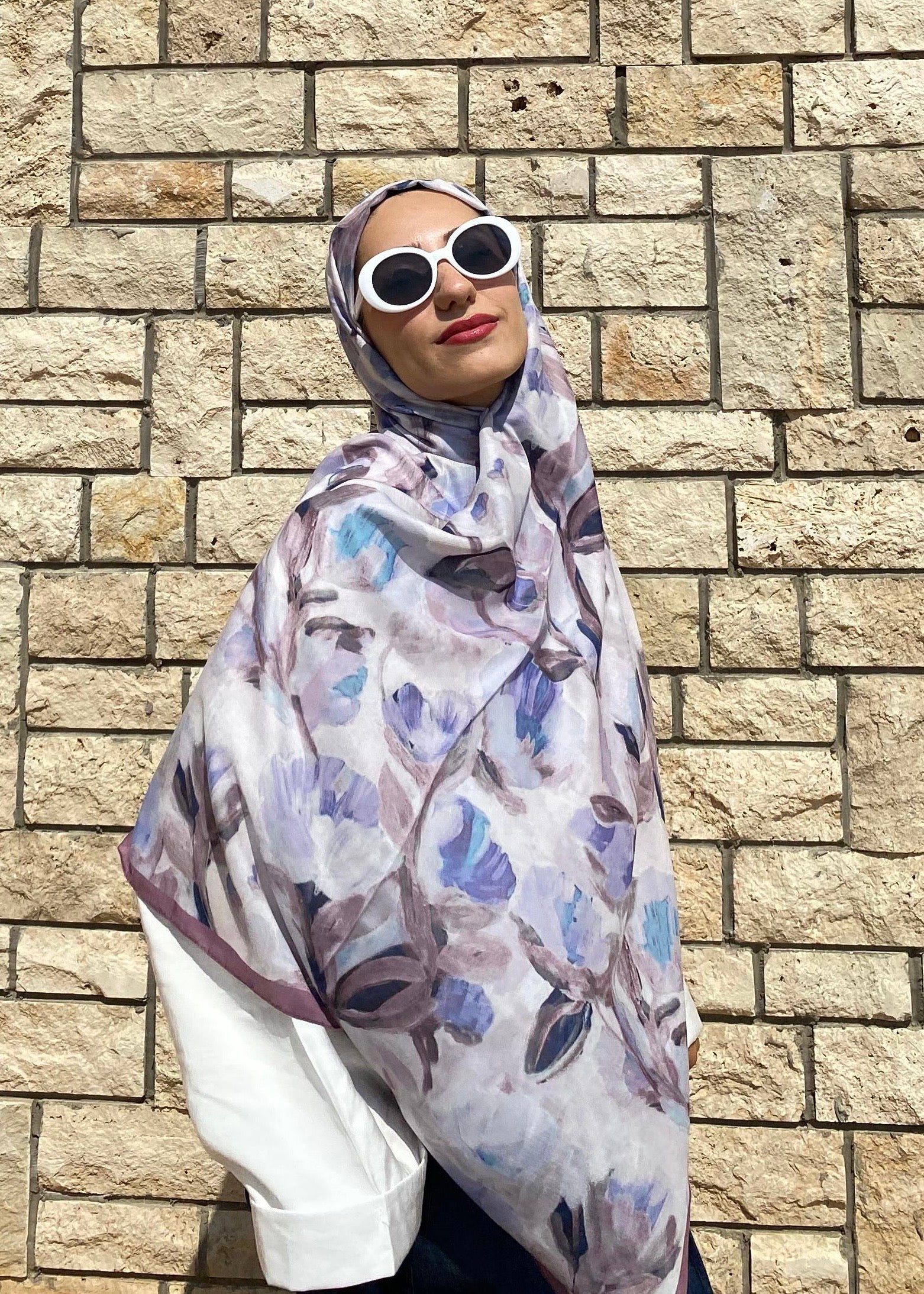 Floral Brush Hijab - Plum Hyacinth