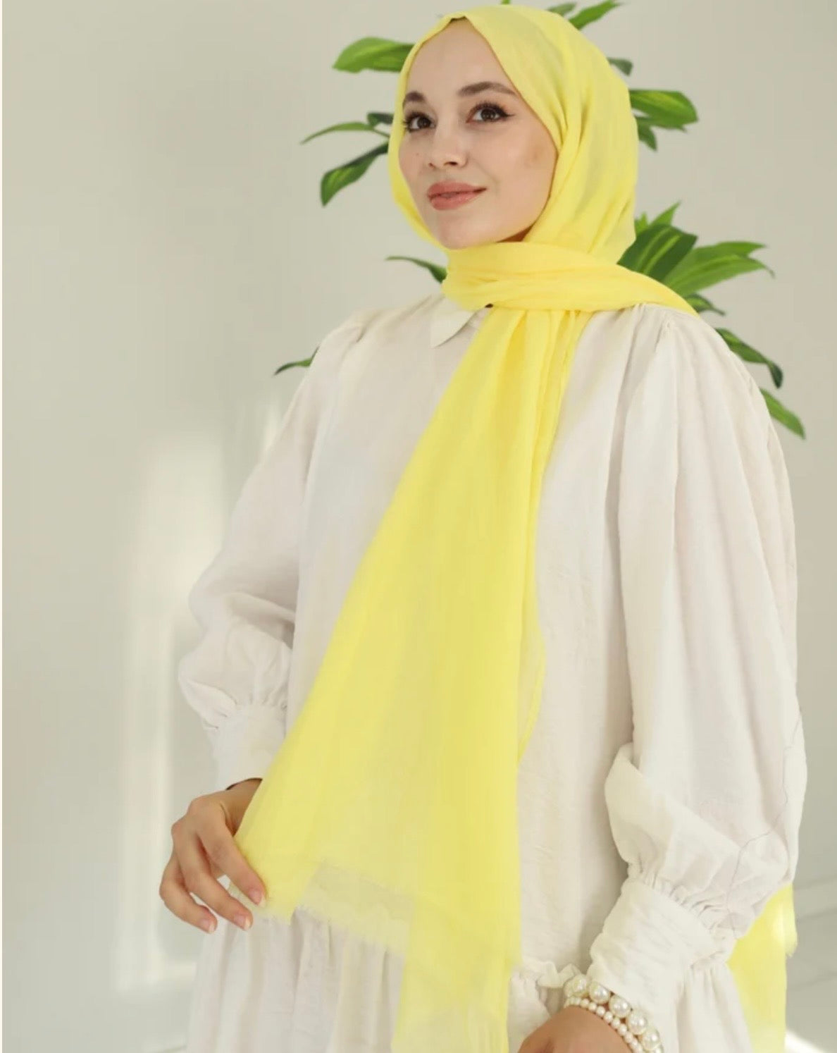 Relax Hijab - Vibrant Lemon