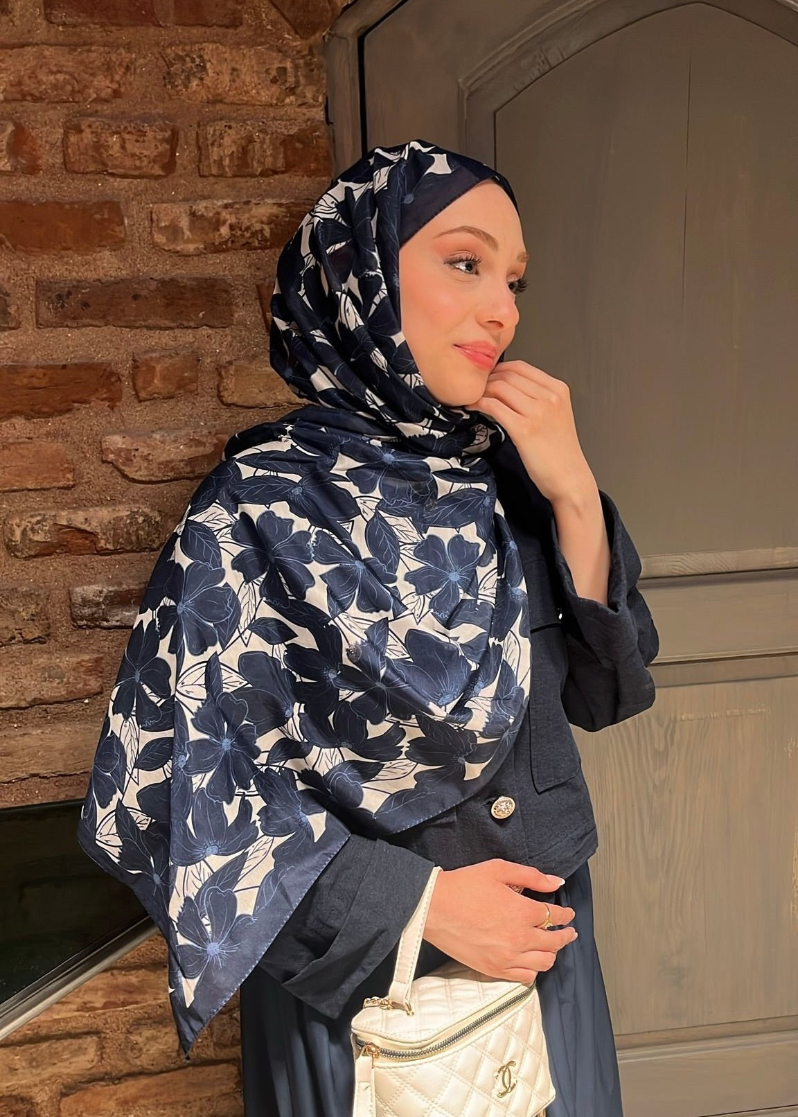 Floria Touch Hijab - Navy