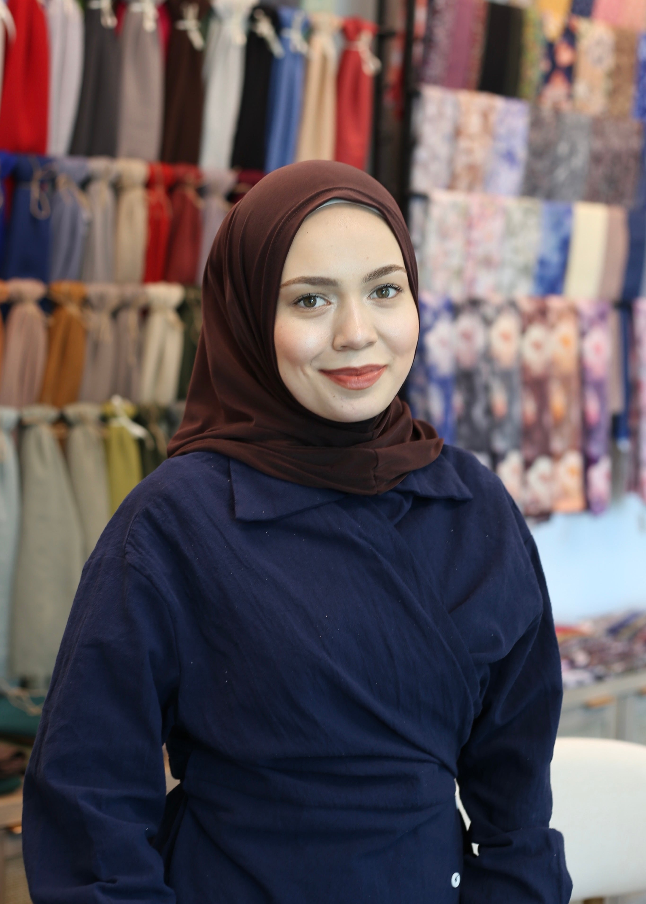 New Bitter Chocolate Athletic Hijab – No Snap Closure | Sports Hijab with Free Undercap