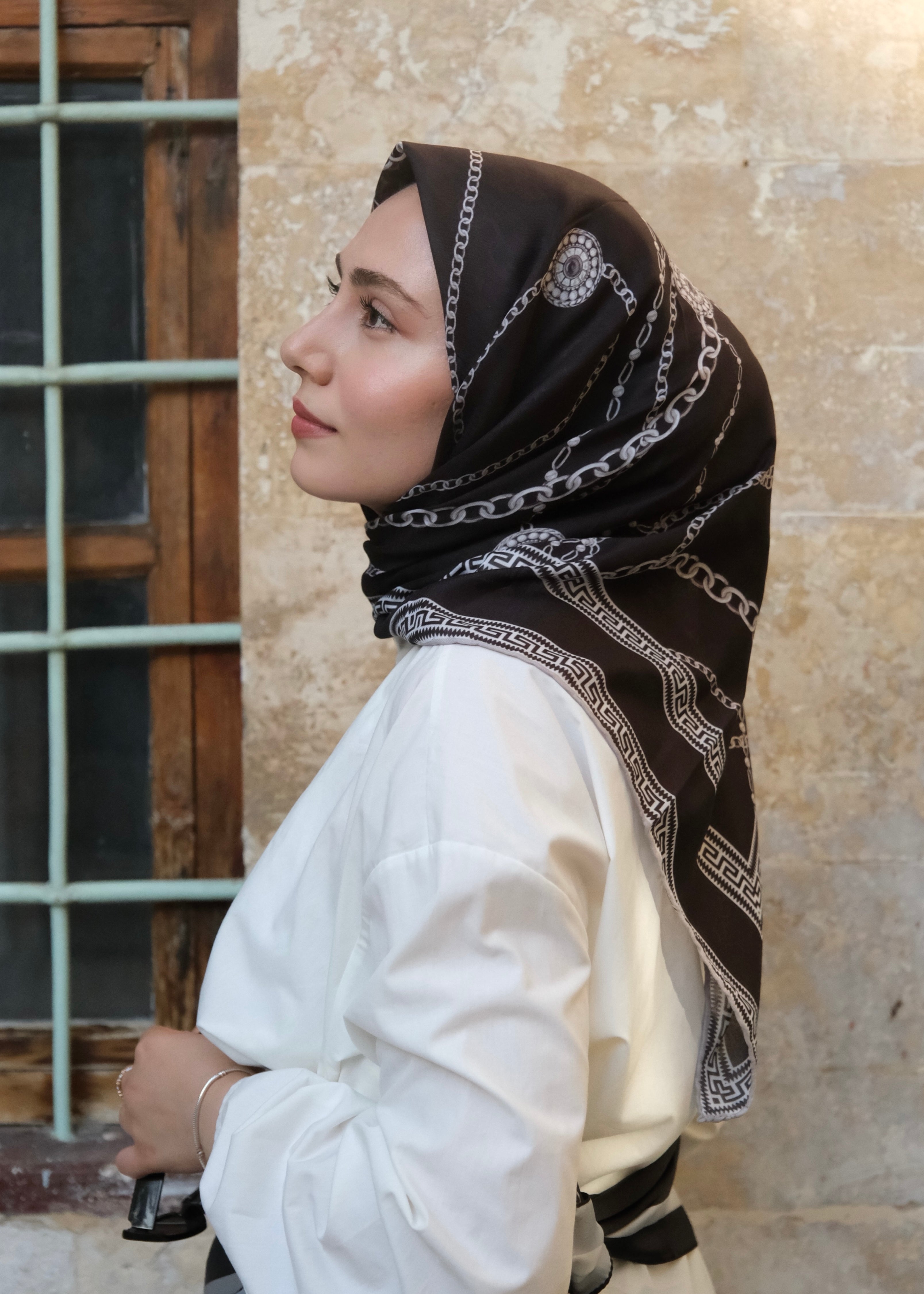 Chain Pattern Square Scarf - Black Silver