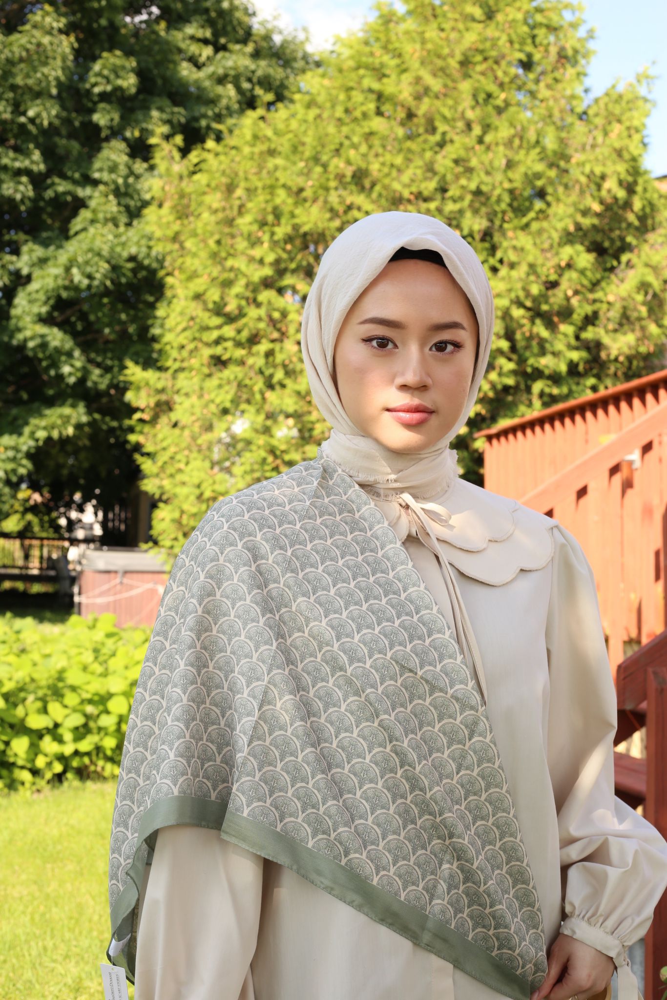 Minimal Square Scarf - Soft Green