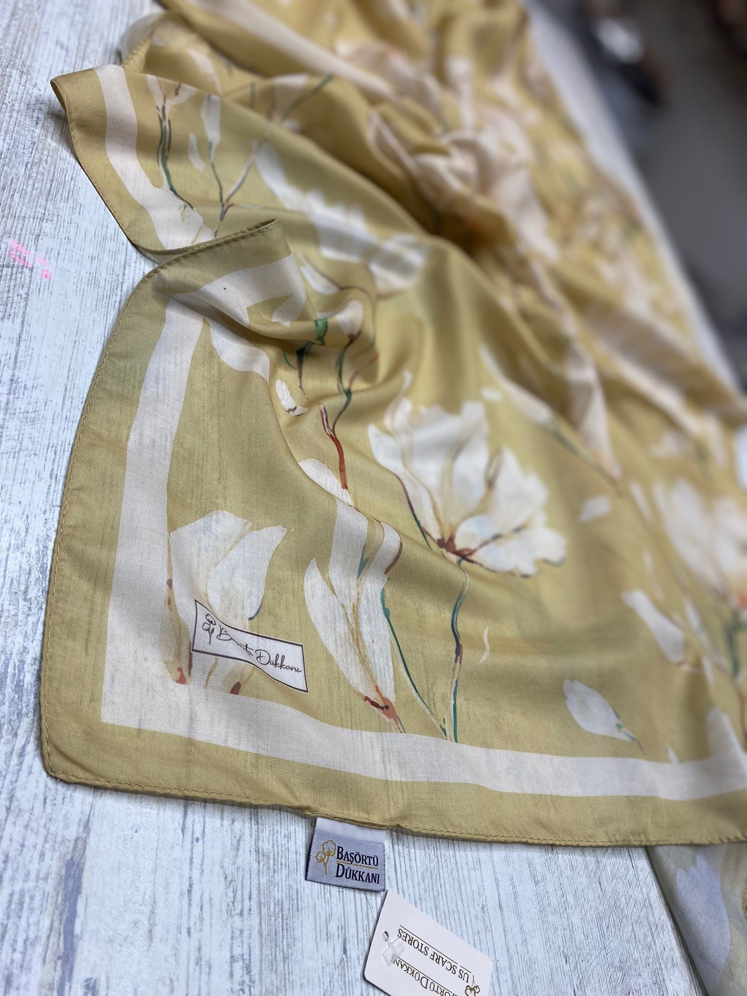 Silk Garden Hijab - Vanilla Gold