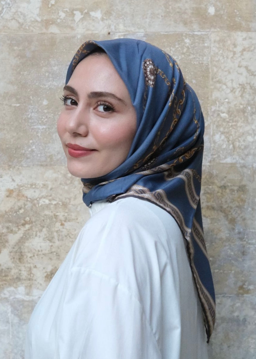 Chain Pattern Square Scarf - Indigo