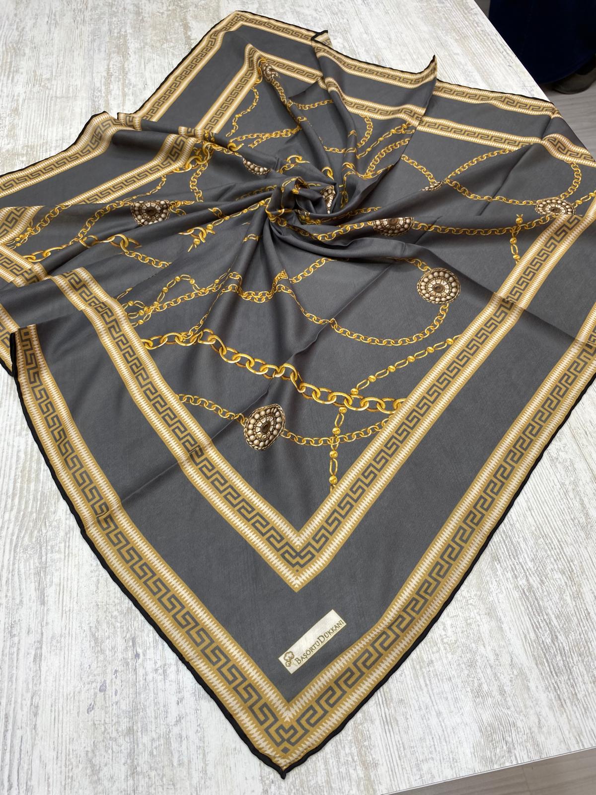 Chain Pattern Square Scarf - Smoke