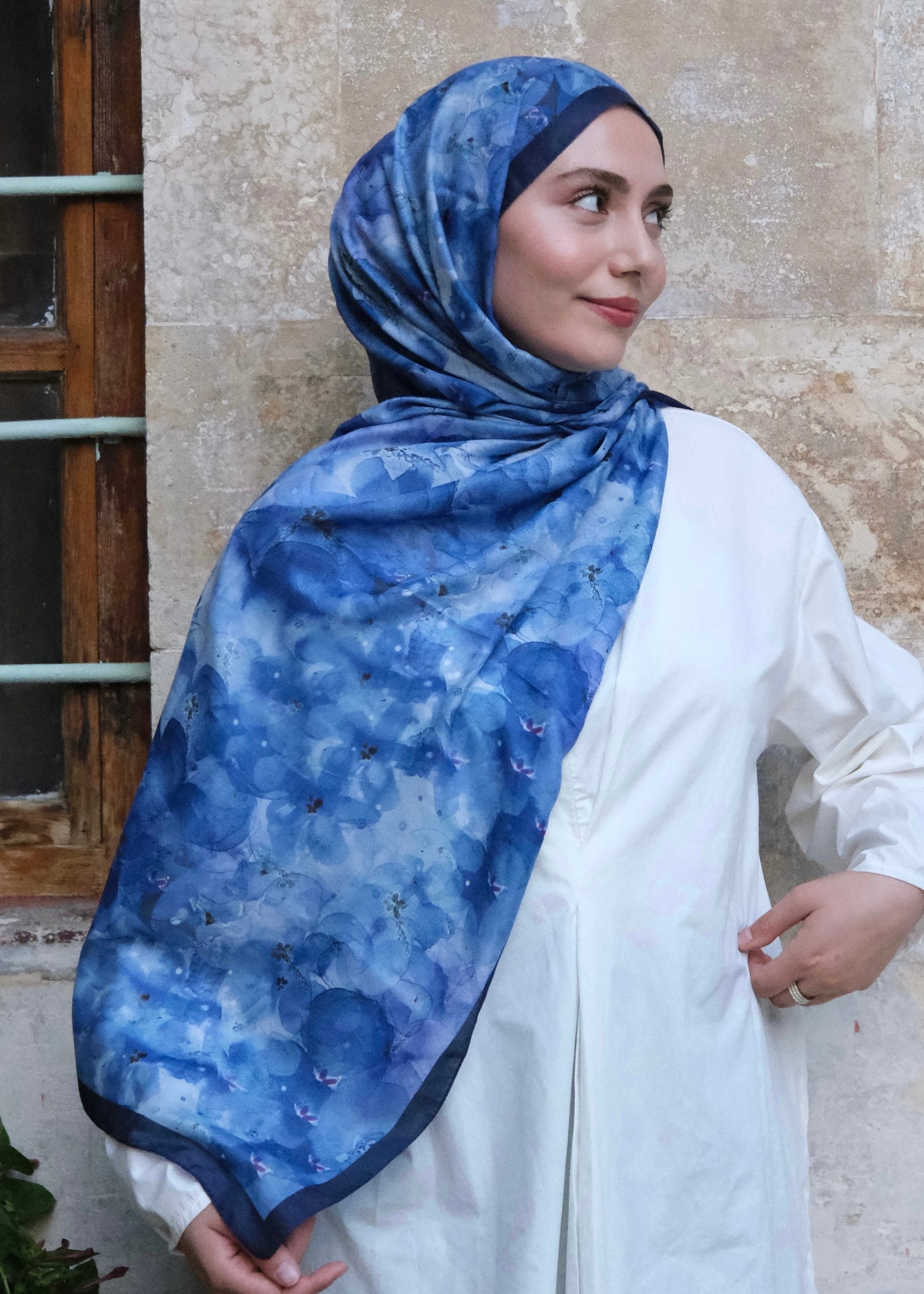 Delora Hijab - Navy Blue