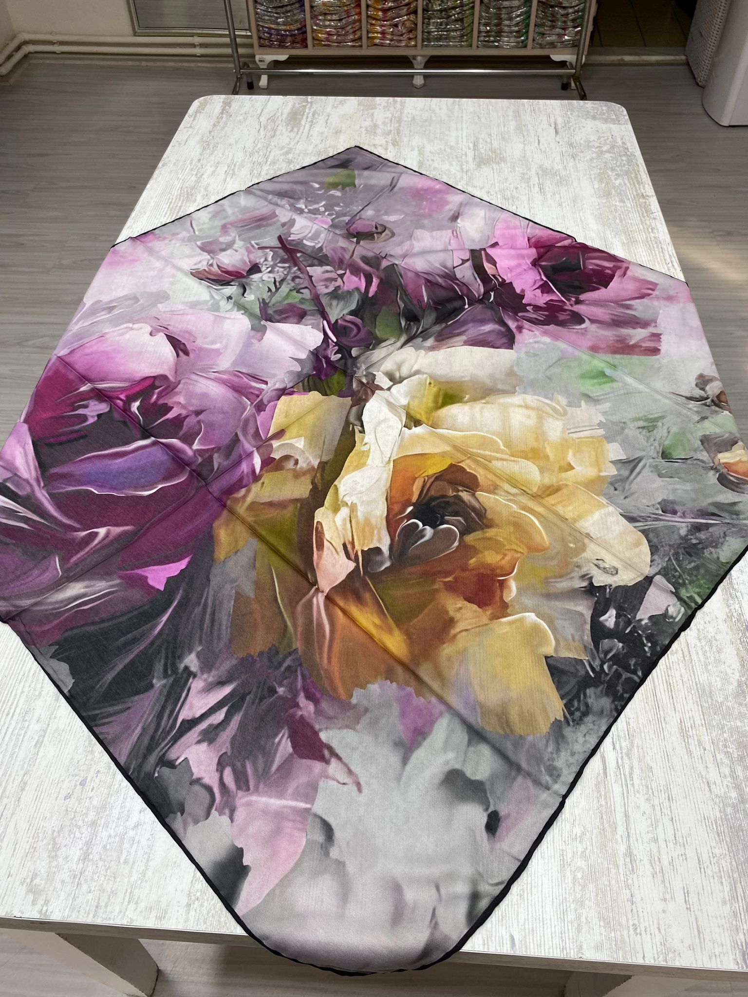 Canvas Painting Pattern Square Scarf - Dried Rose