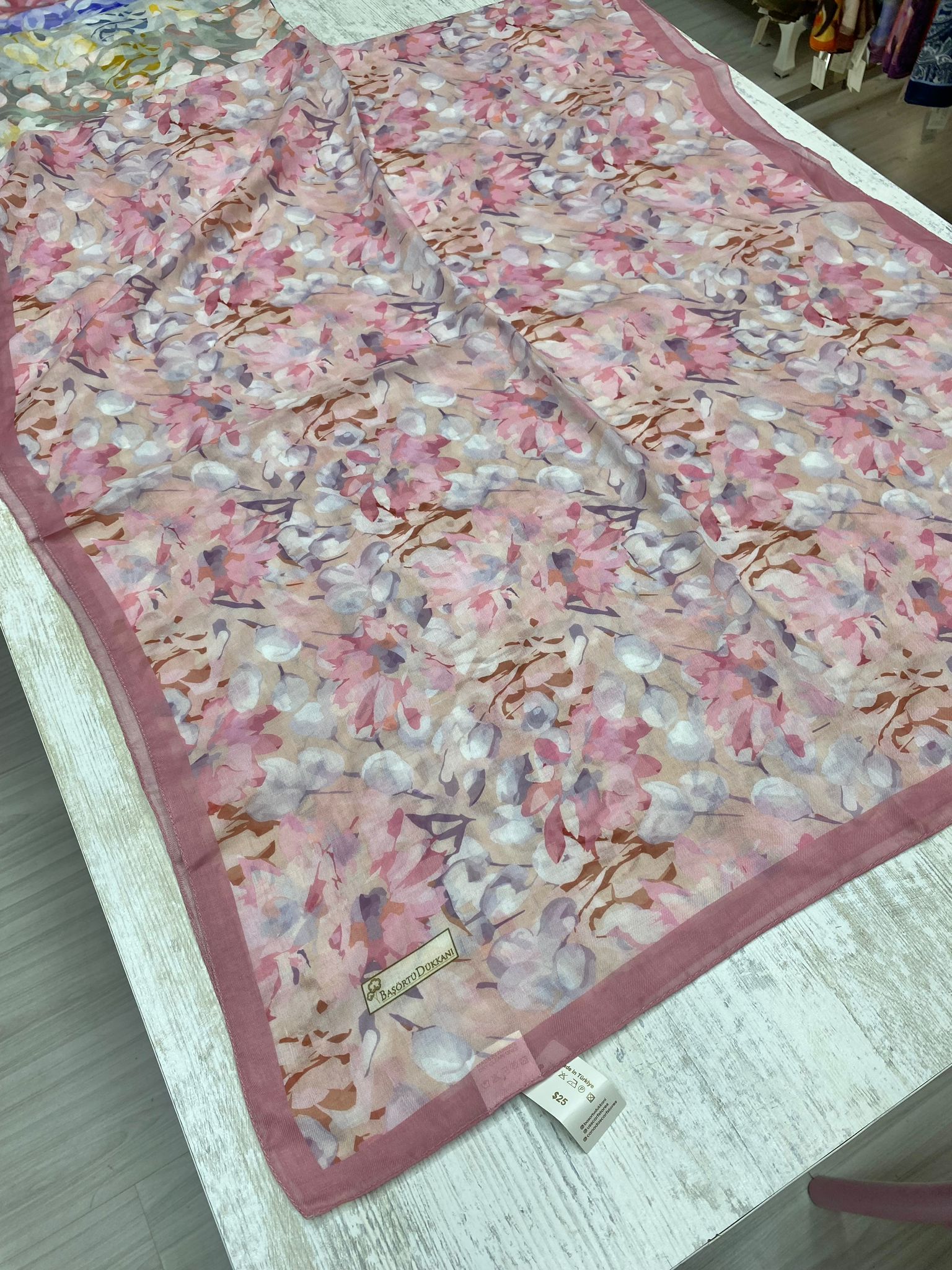 Garden Design Hijab - Powder Pink