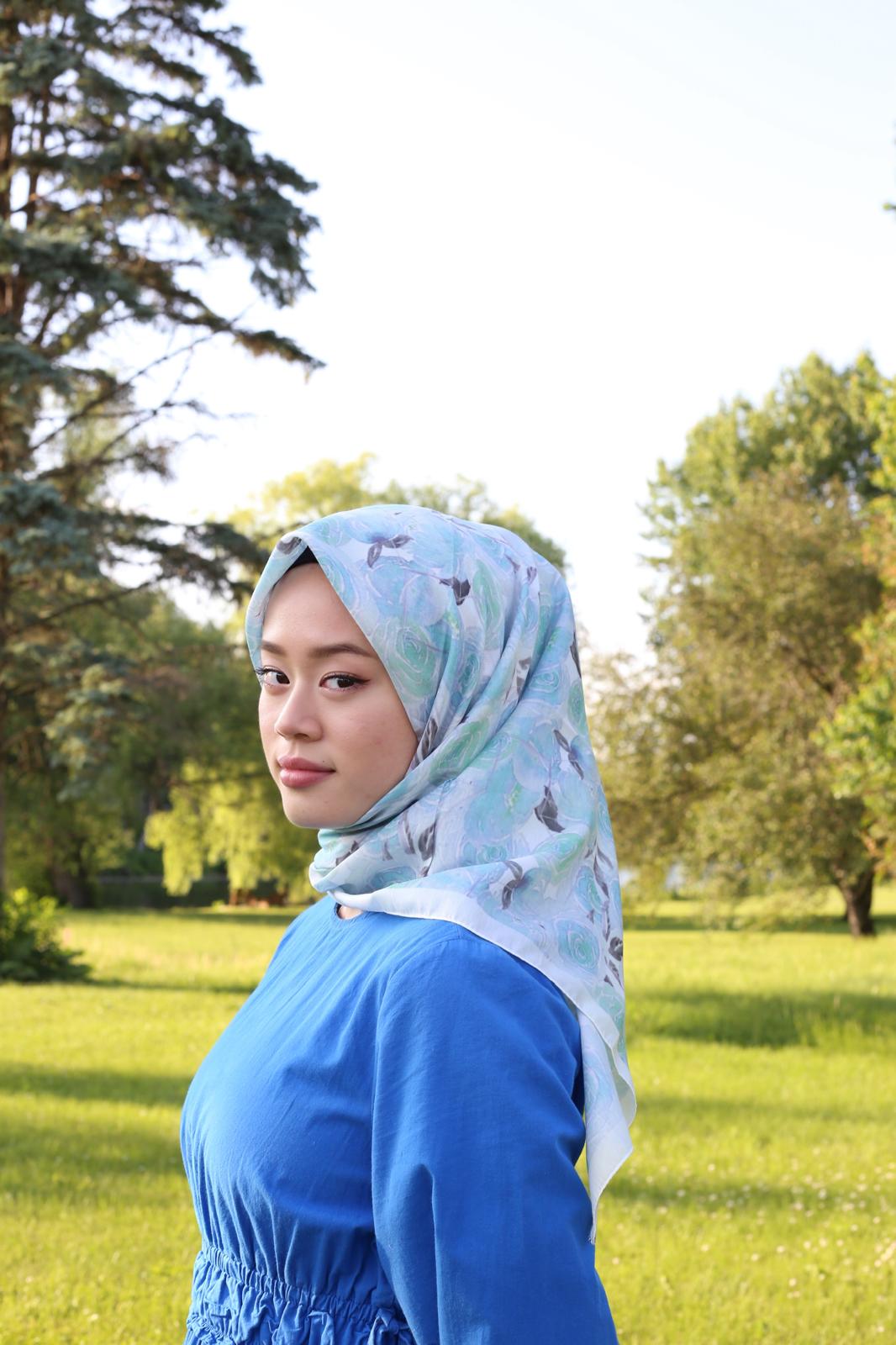Rose Square Scarf - Turquoise