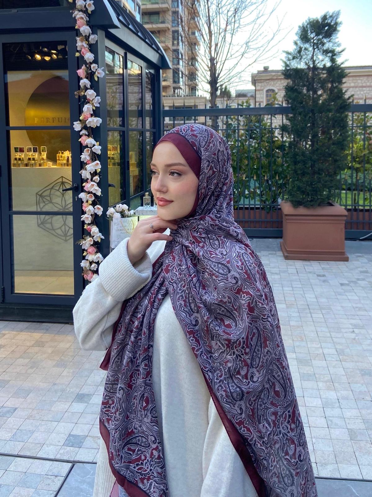 Firuze 3 Hijab - Dark Burgundy
