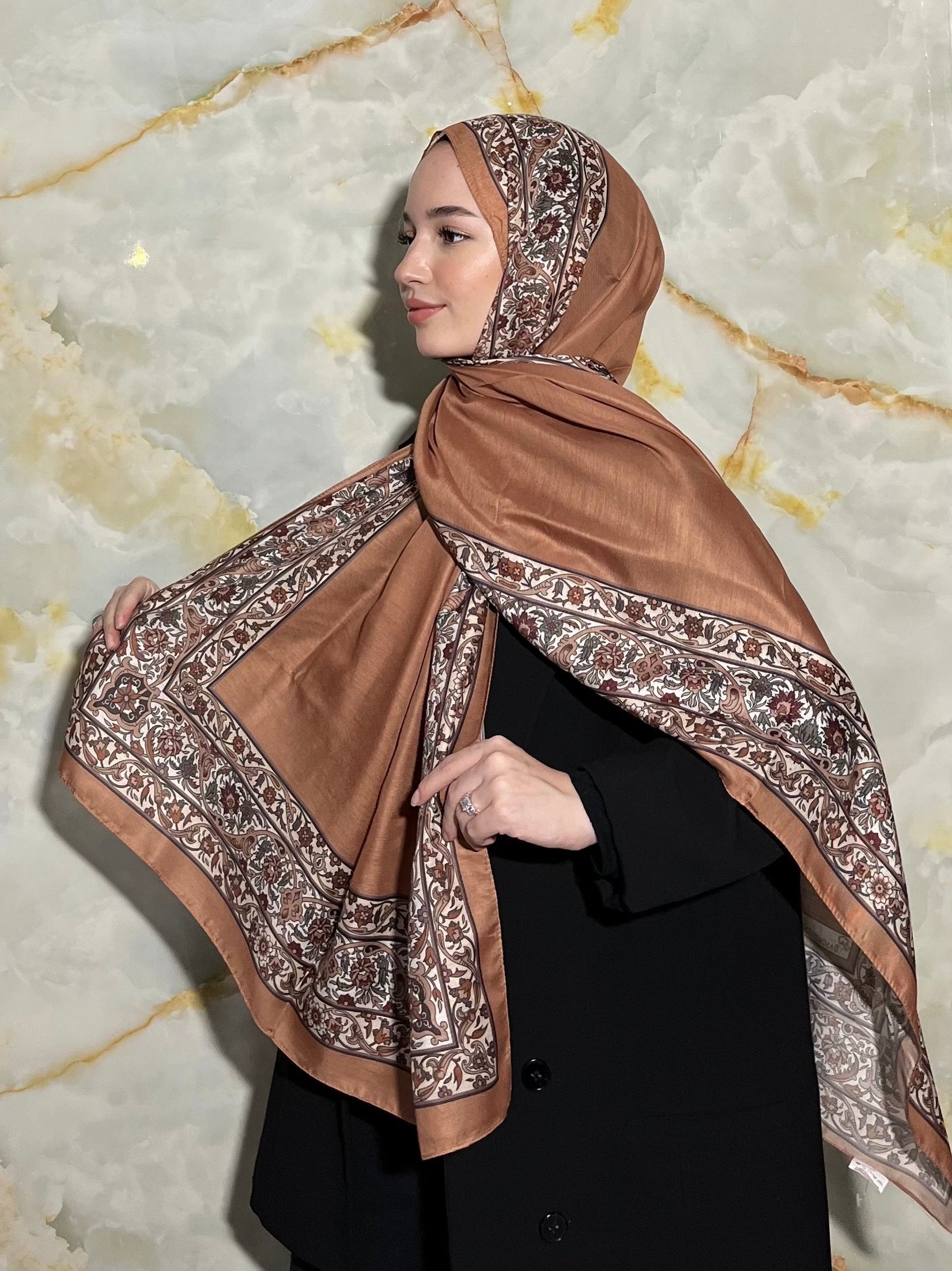 Royal Hijab - Caramel