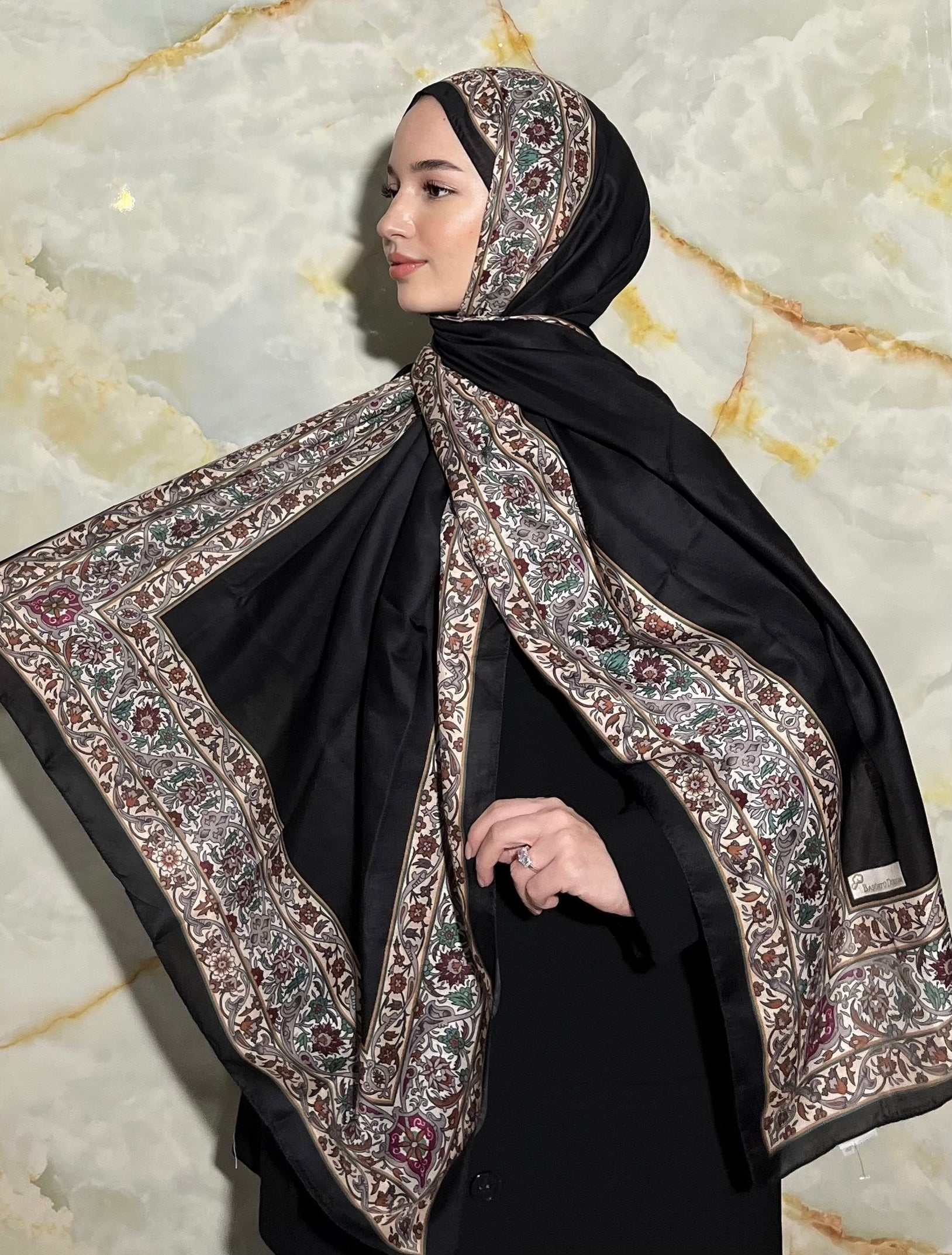 Royal Hijab - Black Beige