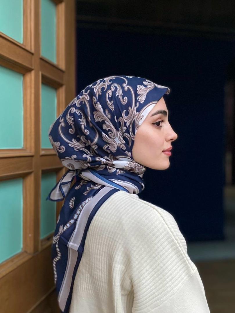 Palace Square Scarf - Silver Navy