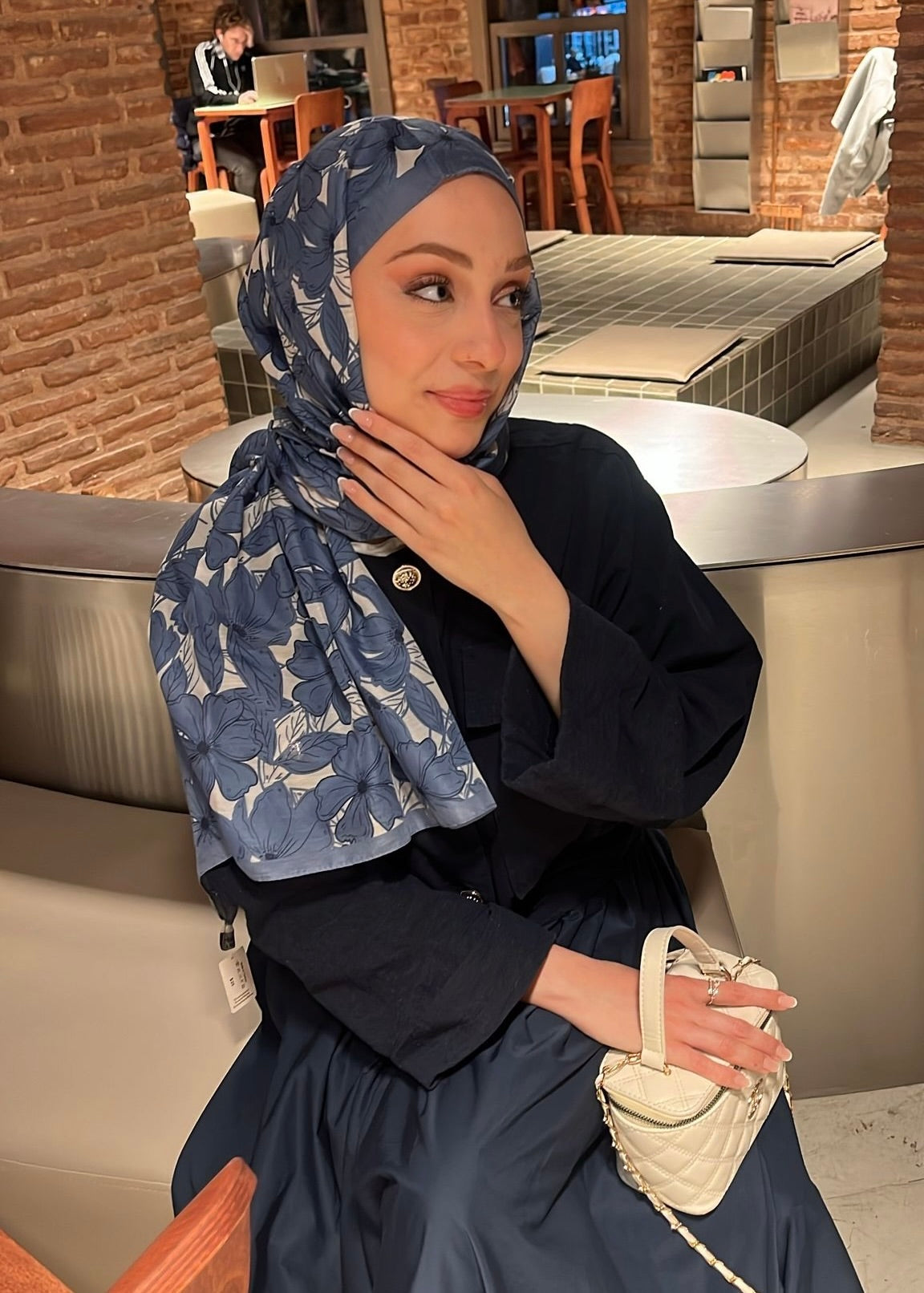 Floria Touch Hijab - Indigo