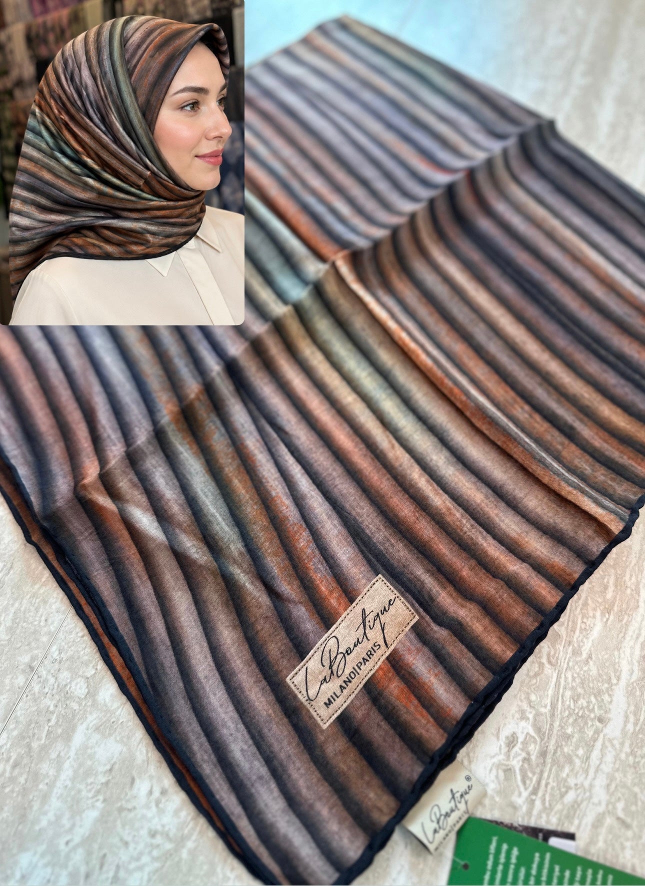 La Boutique Square Scarf - 38
