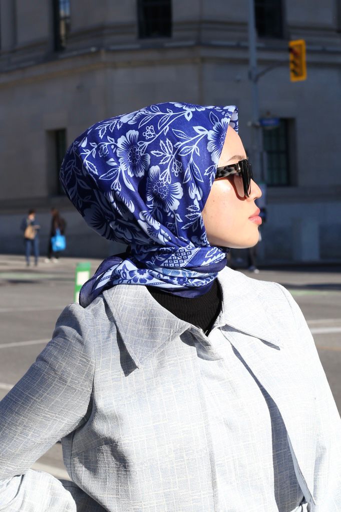 Retro Square Scarf - Royal Blue