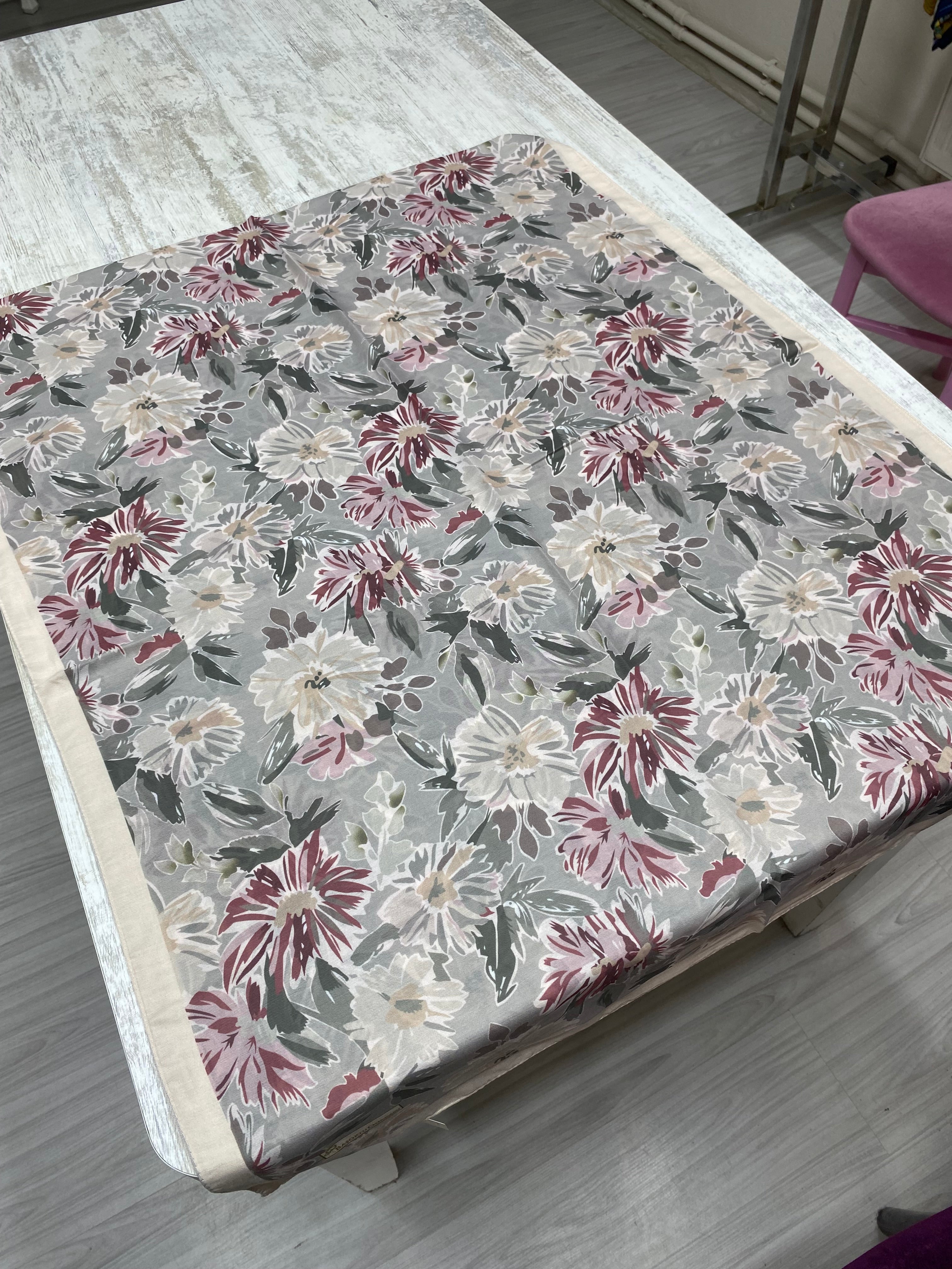 Matilda Pattern Hijab - Beige Gray