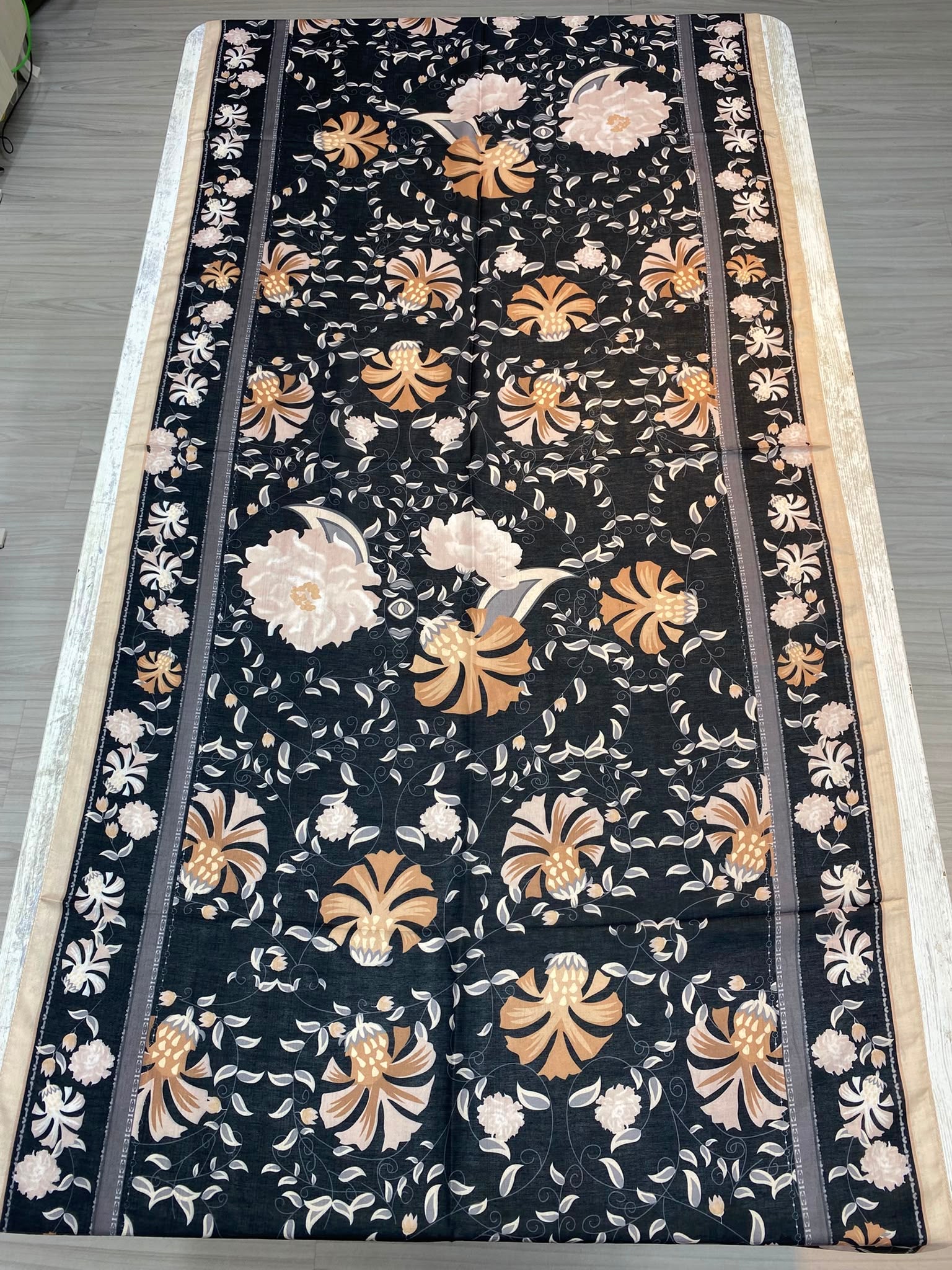 Palace Flower Hijab - Black