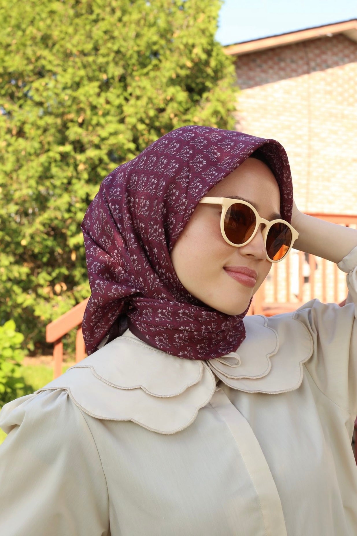 Minimal Square Scarf - Wine