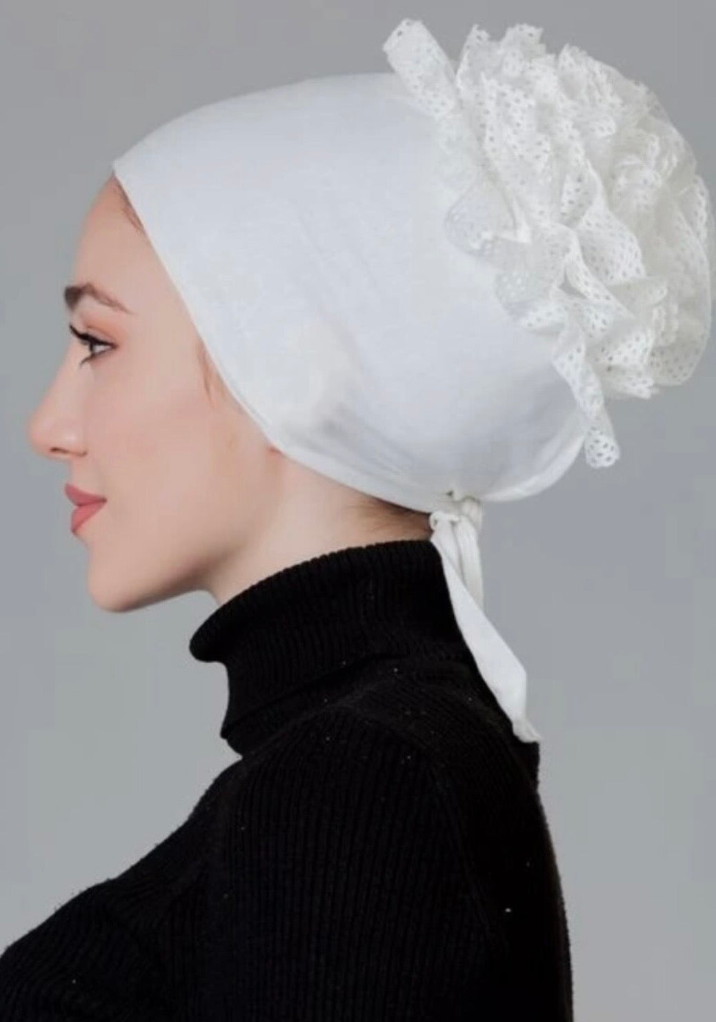 Ruffled Hijab Bonnet- Off White