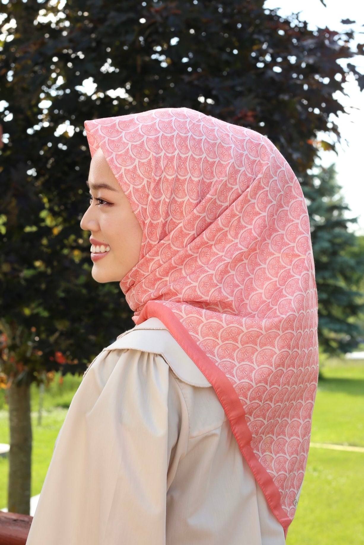 Minimal Square Scarf - Flamingo