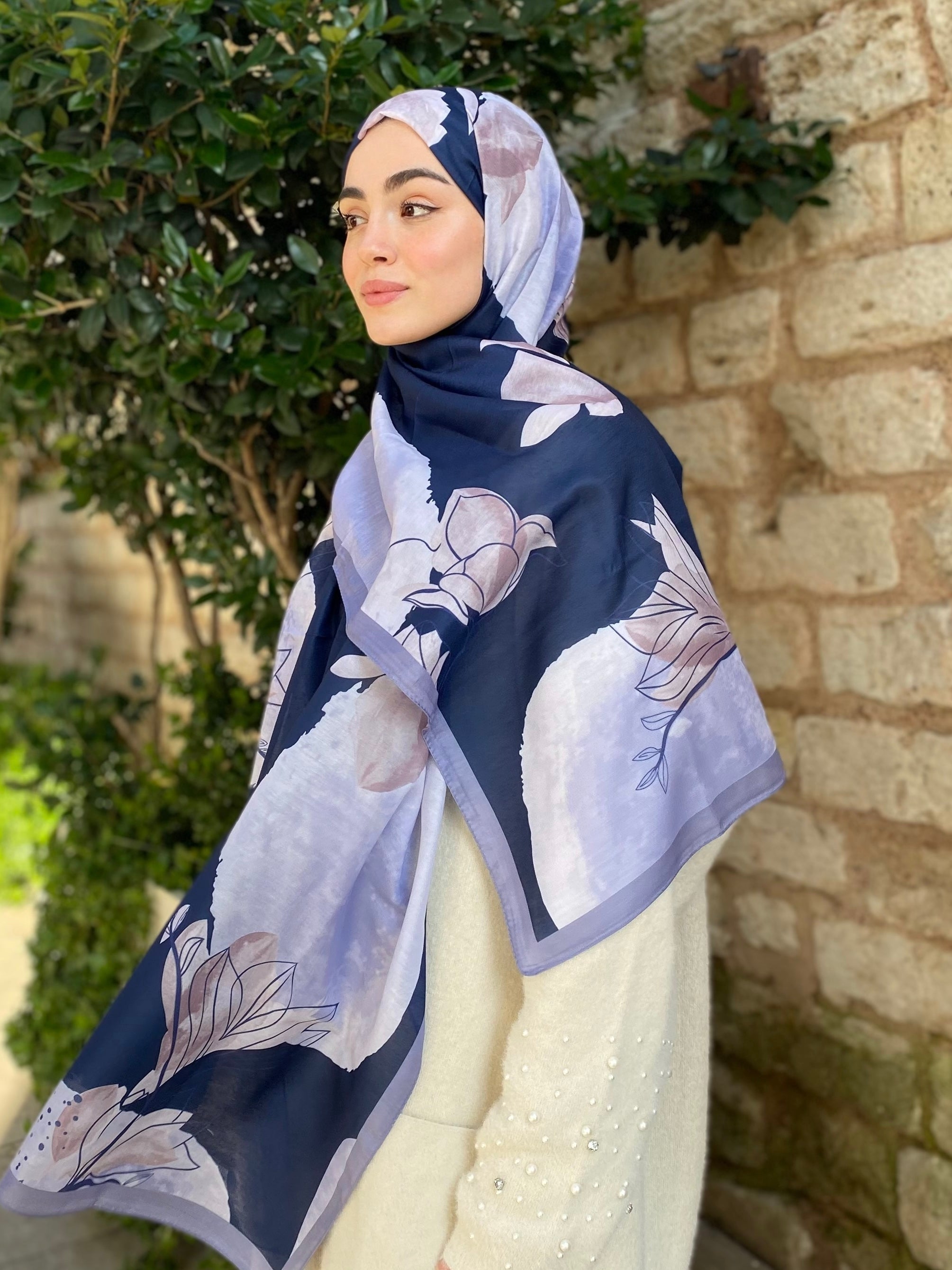 Coral Hijab - Navy Blue