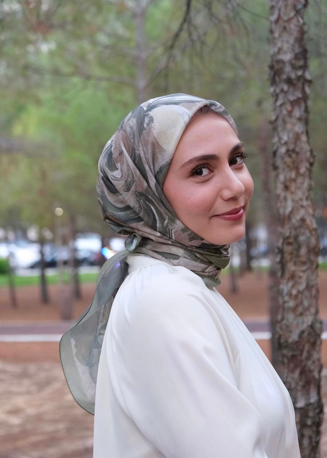 Rosara Square Scarf - Green