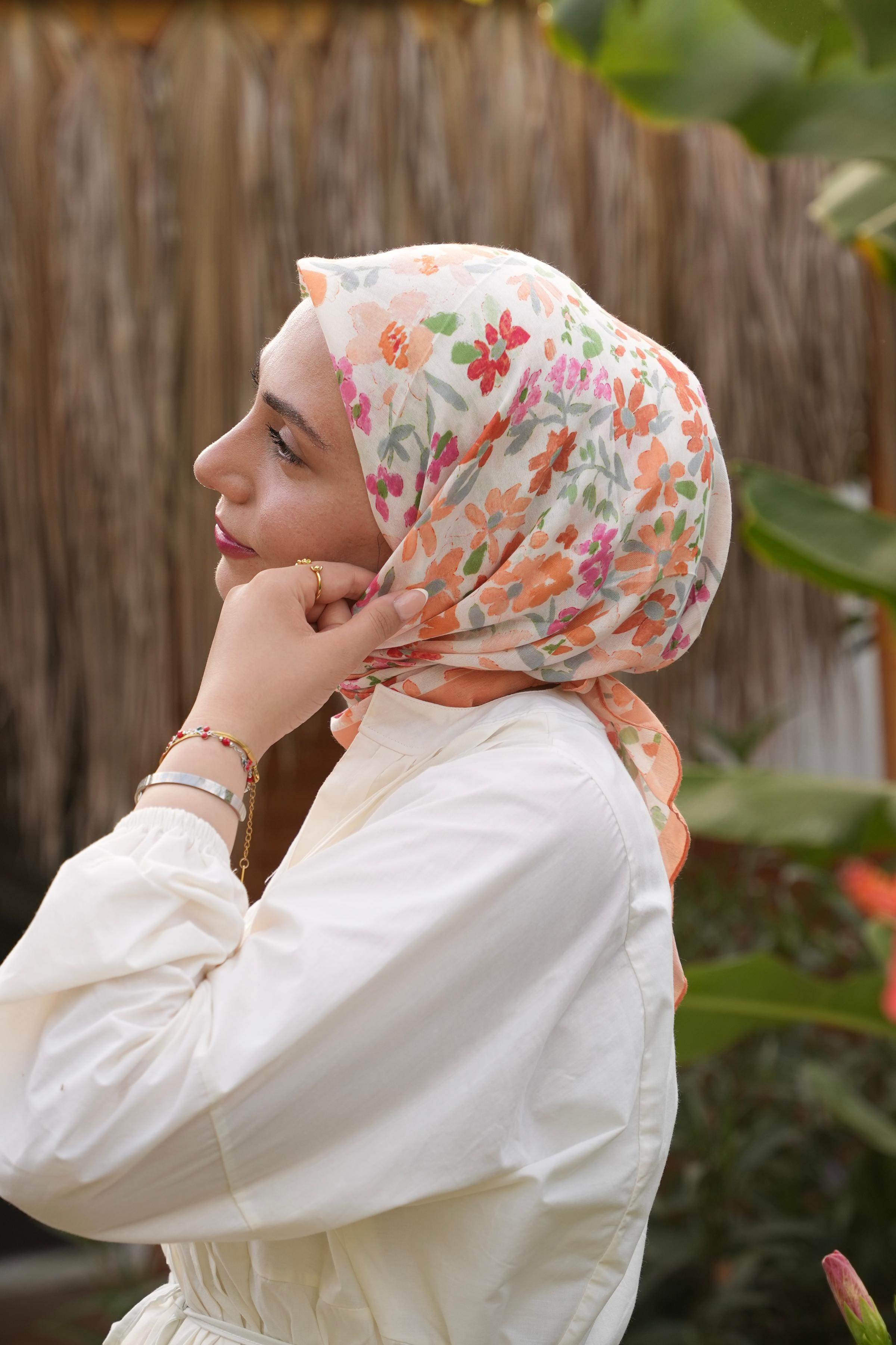 Primrose Pattern Square Scarf - Orange