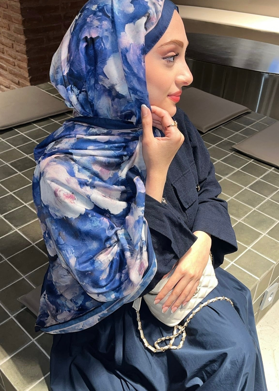 Rose Blend Hijab - Night Blue