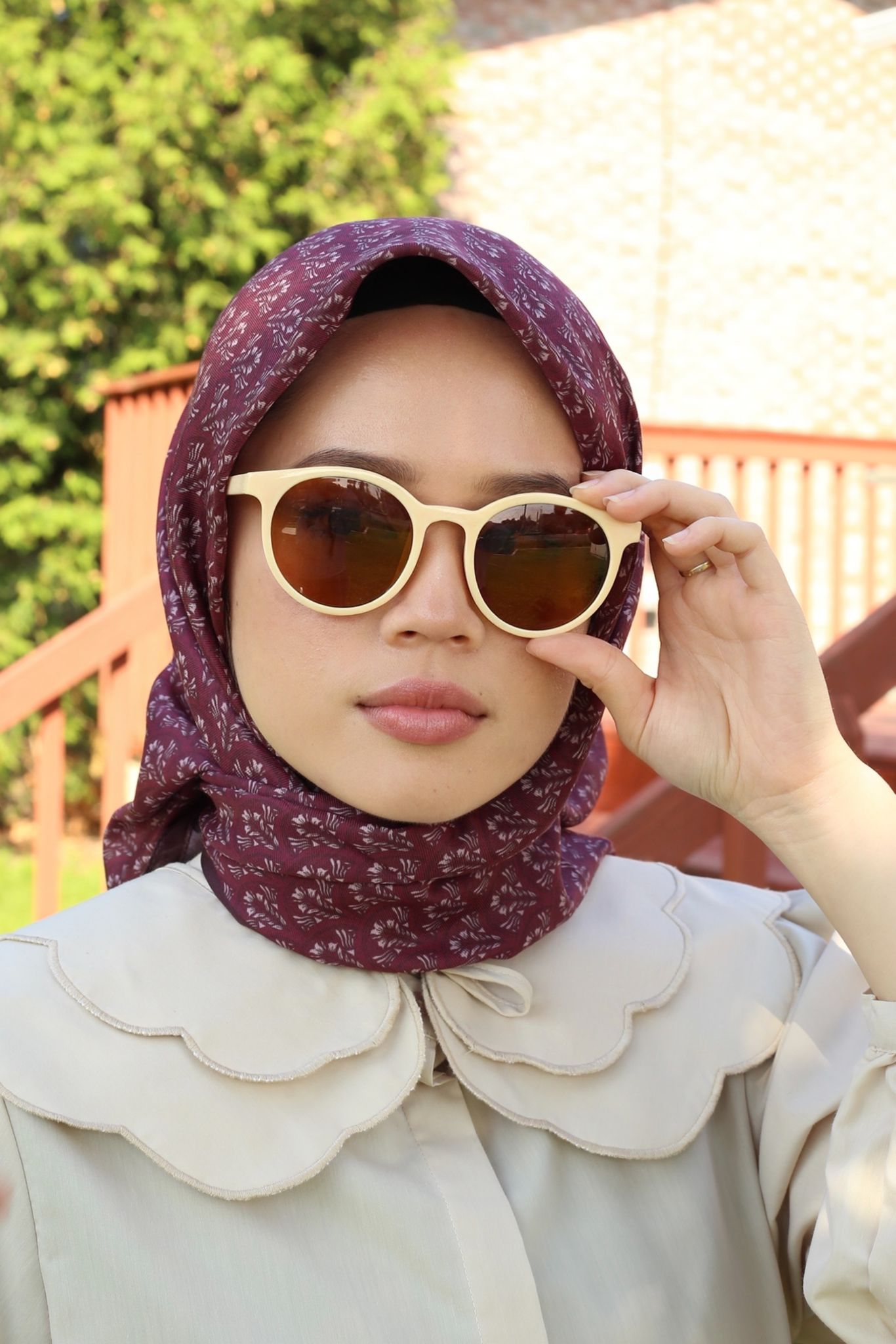 Minimal Square Scarf - Wine