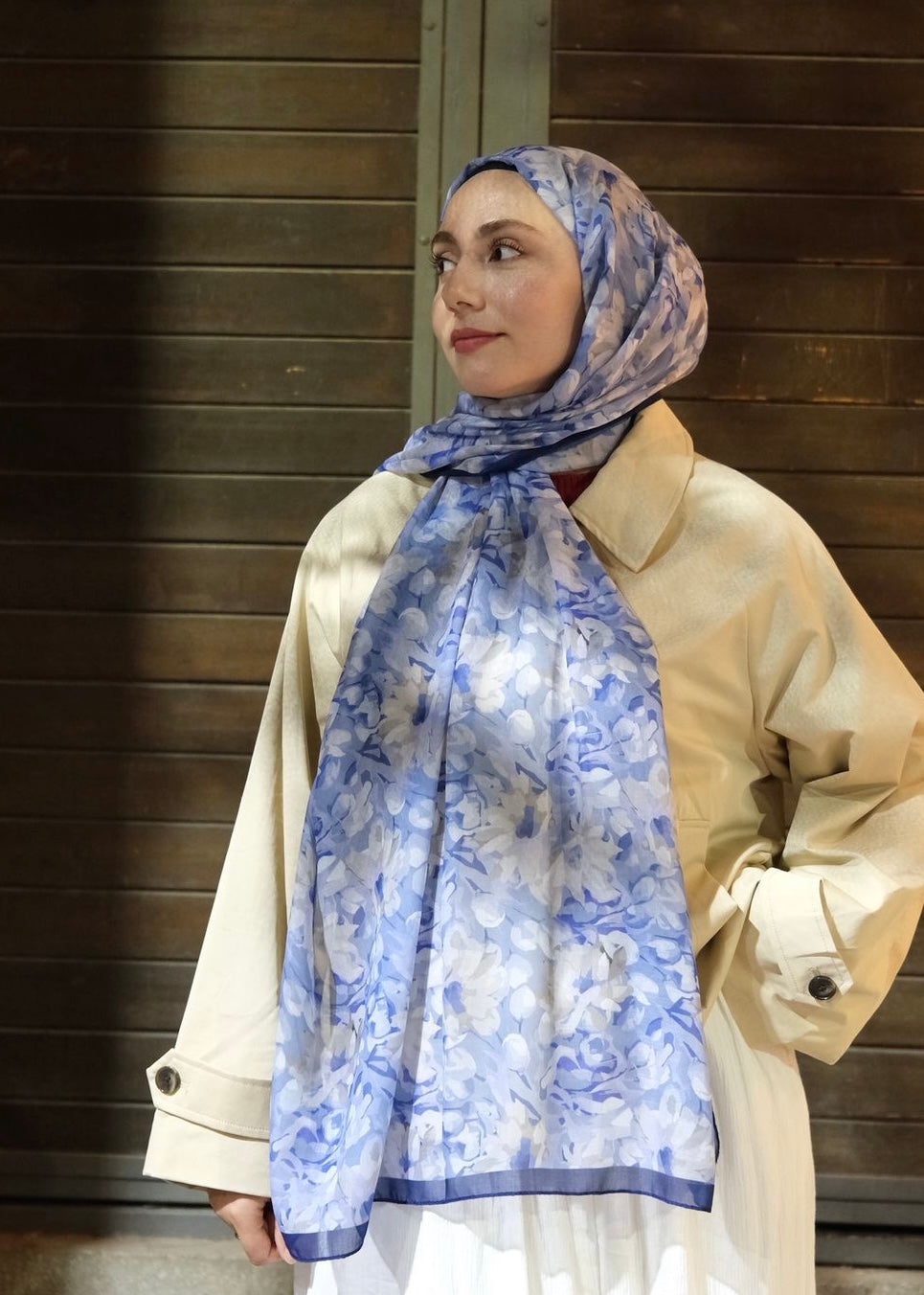 Garden Design Hijab - Navy Blue