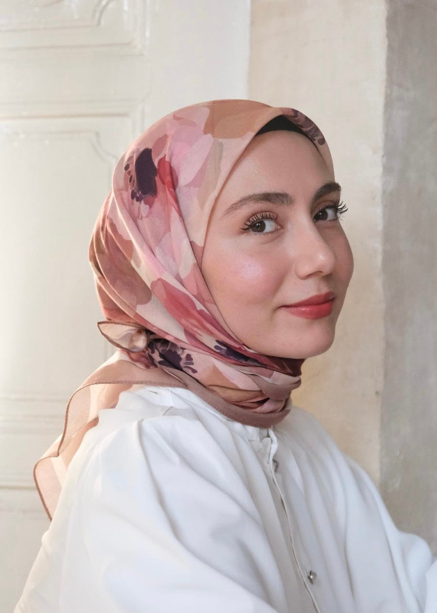 Maribel Square Scarf - Latte