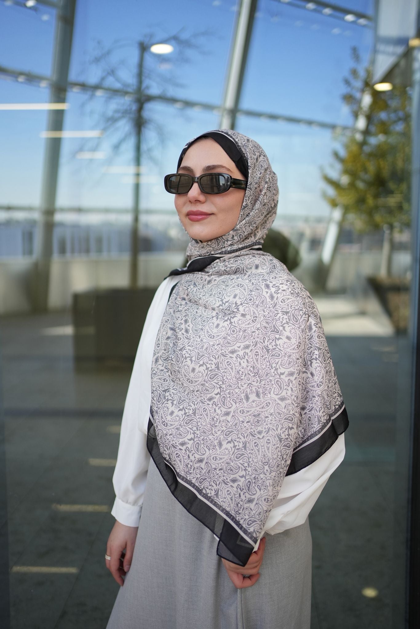 Scheherazade Hijab - Ecru