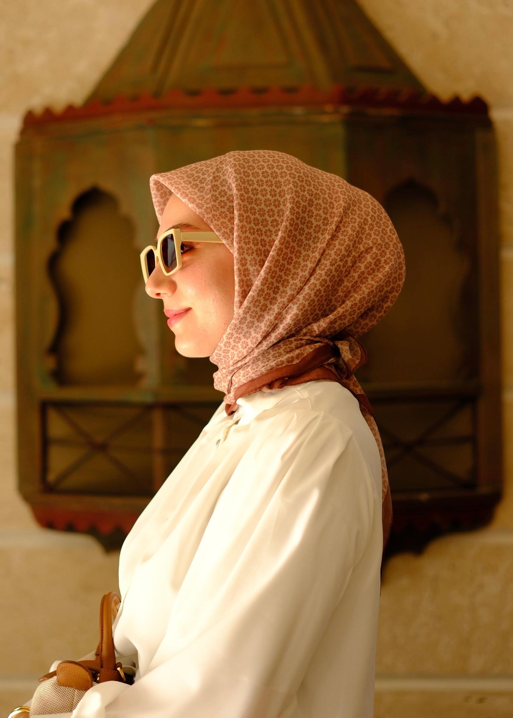Clover Pattern Square Scarf - Milky Coffee