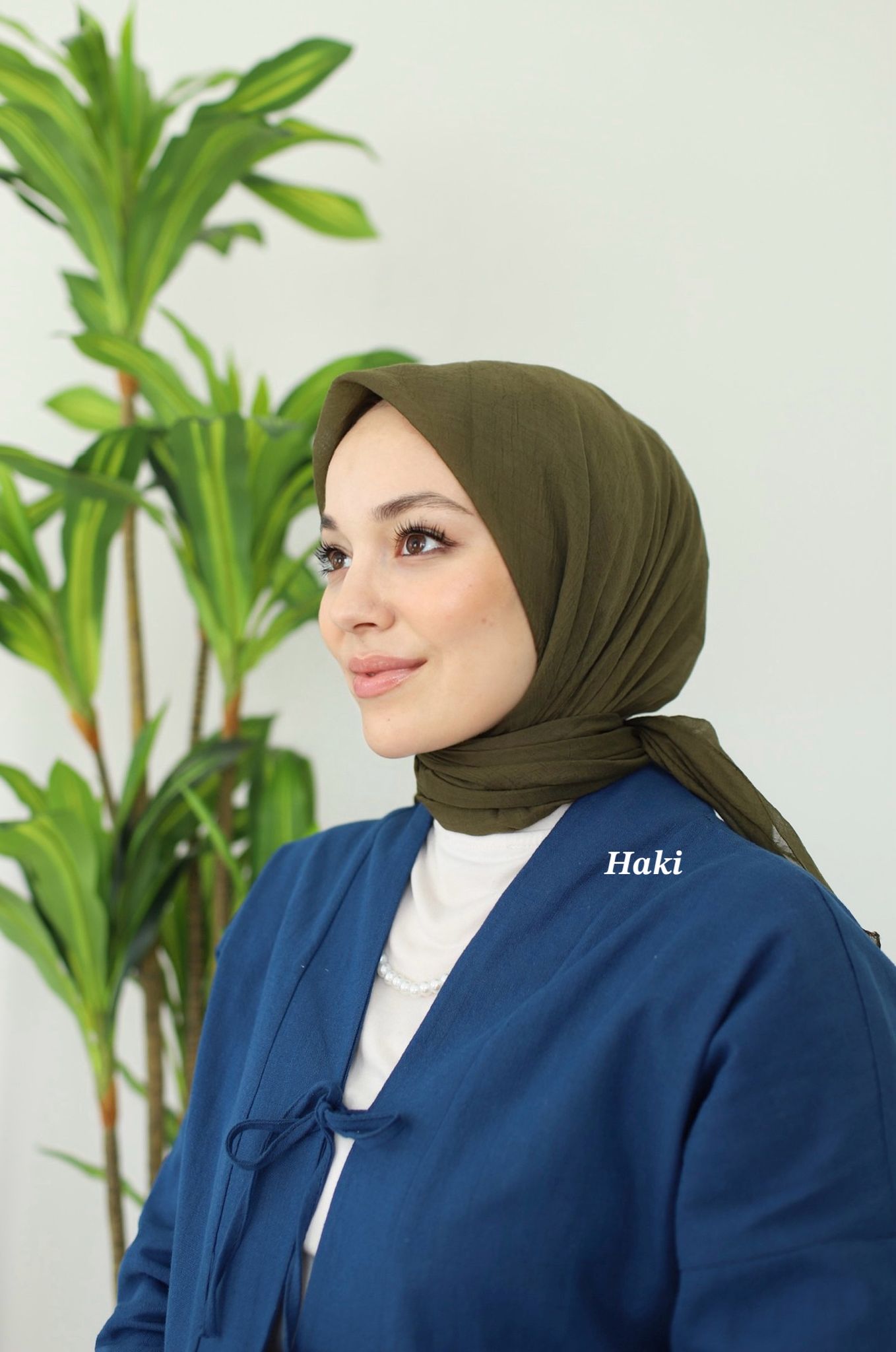 Relax Square Scarf - Khaki