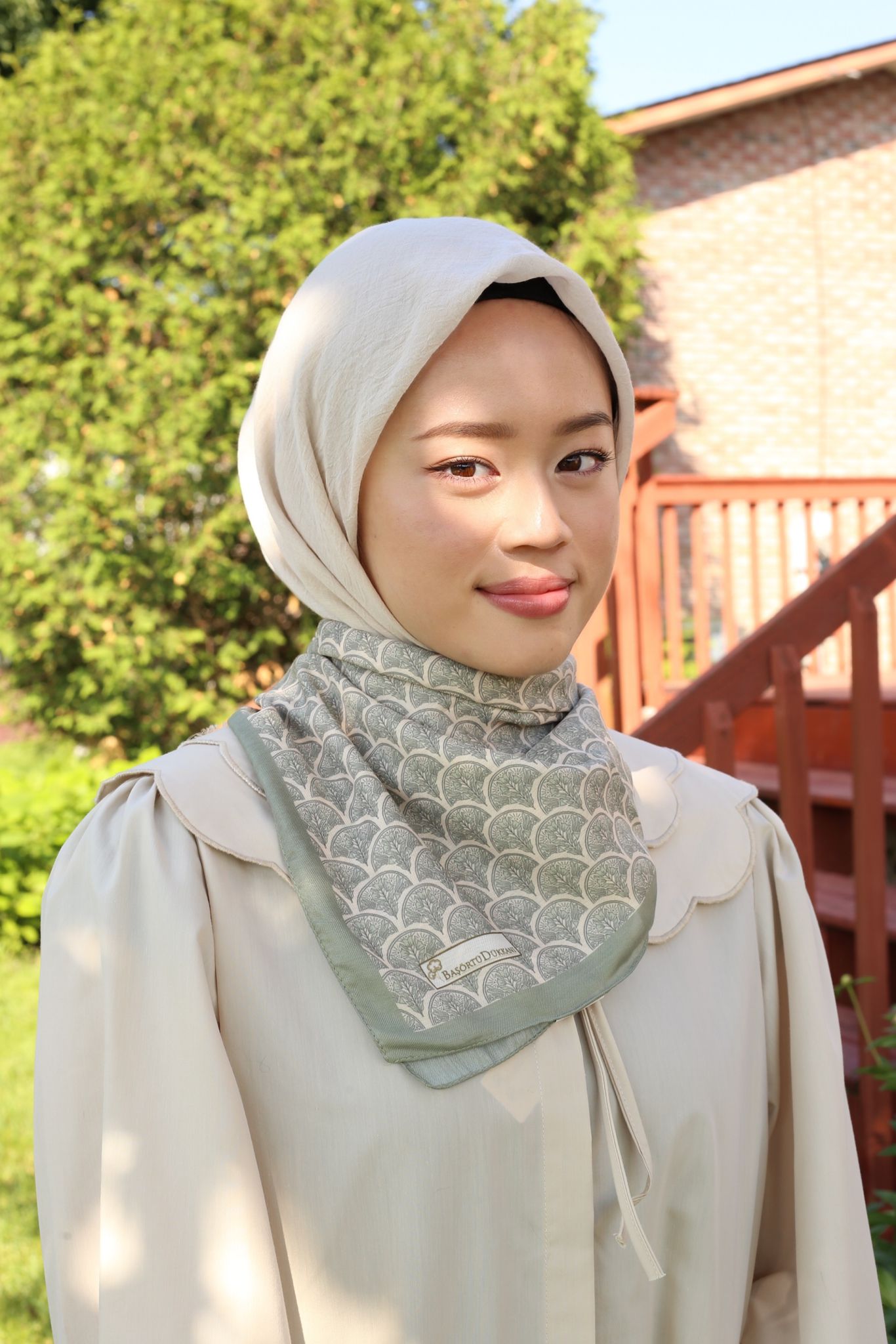 Minimal Square Scarf - Soft Green