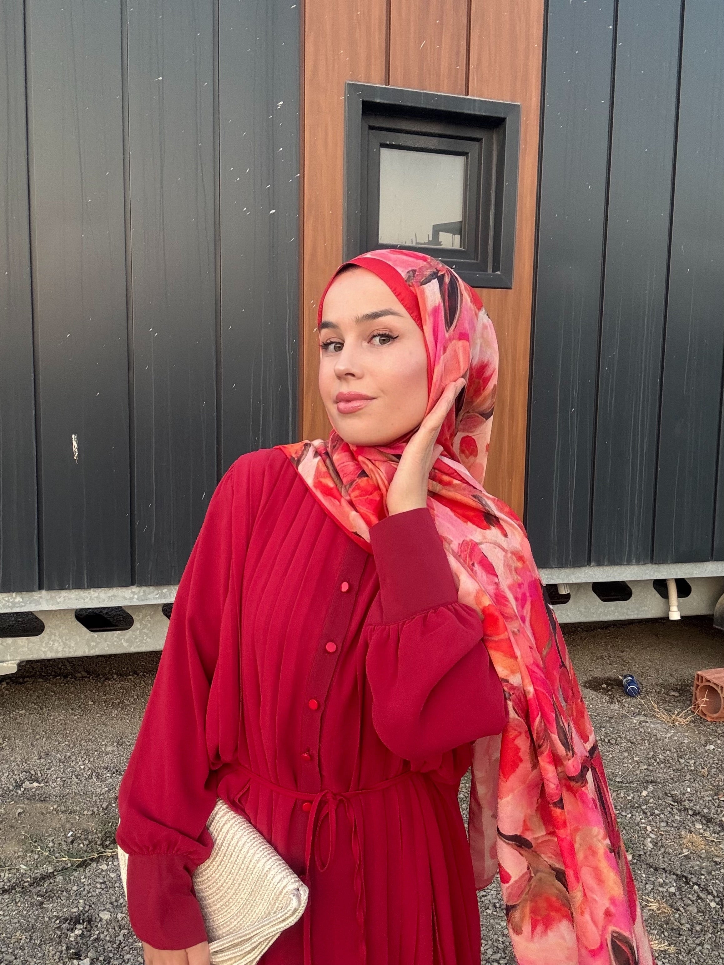 Floral Brush Hijab - Red