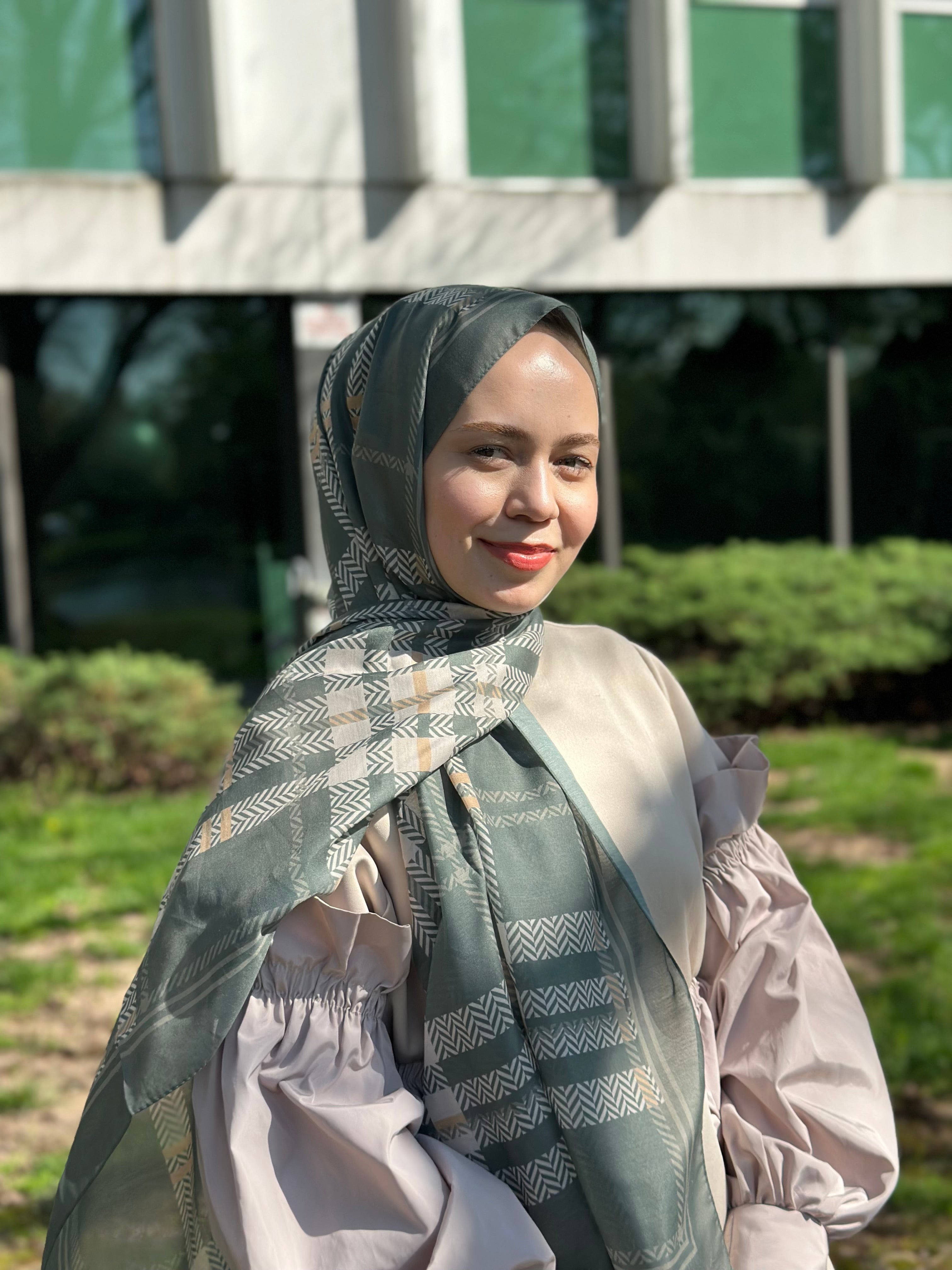 Plaid Hijab - Khaki