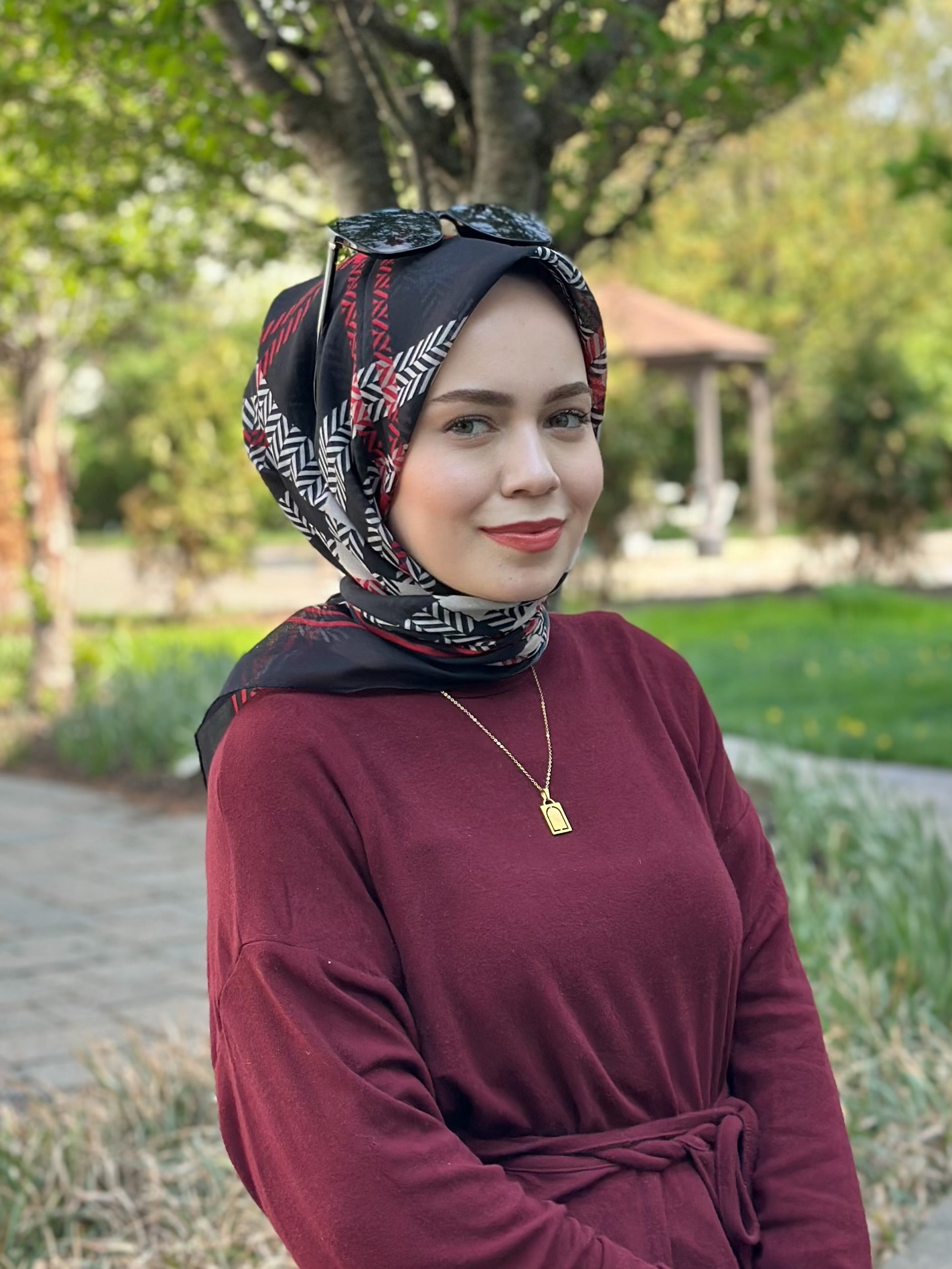 Plaid Square Scarf - Black Burgundy