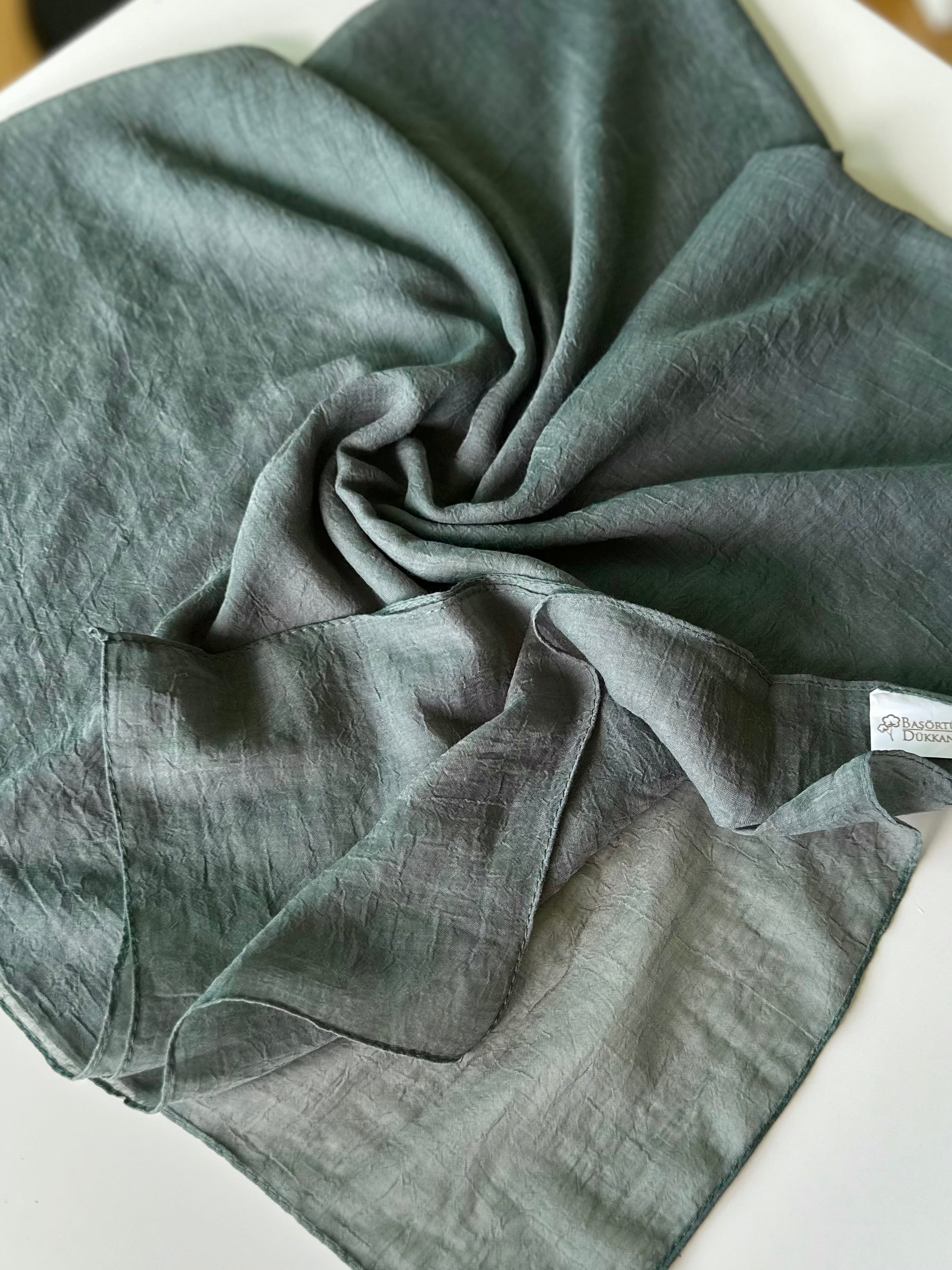 Relax Square Scarf - Mold