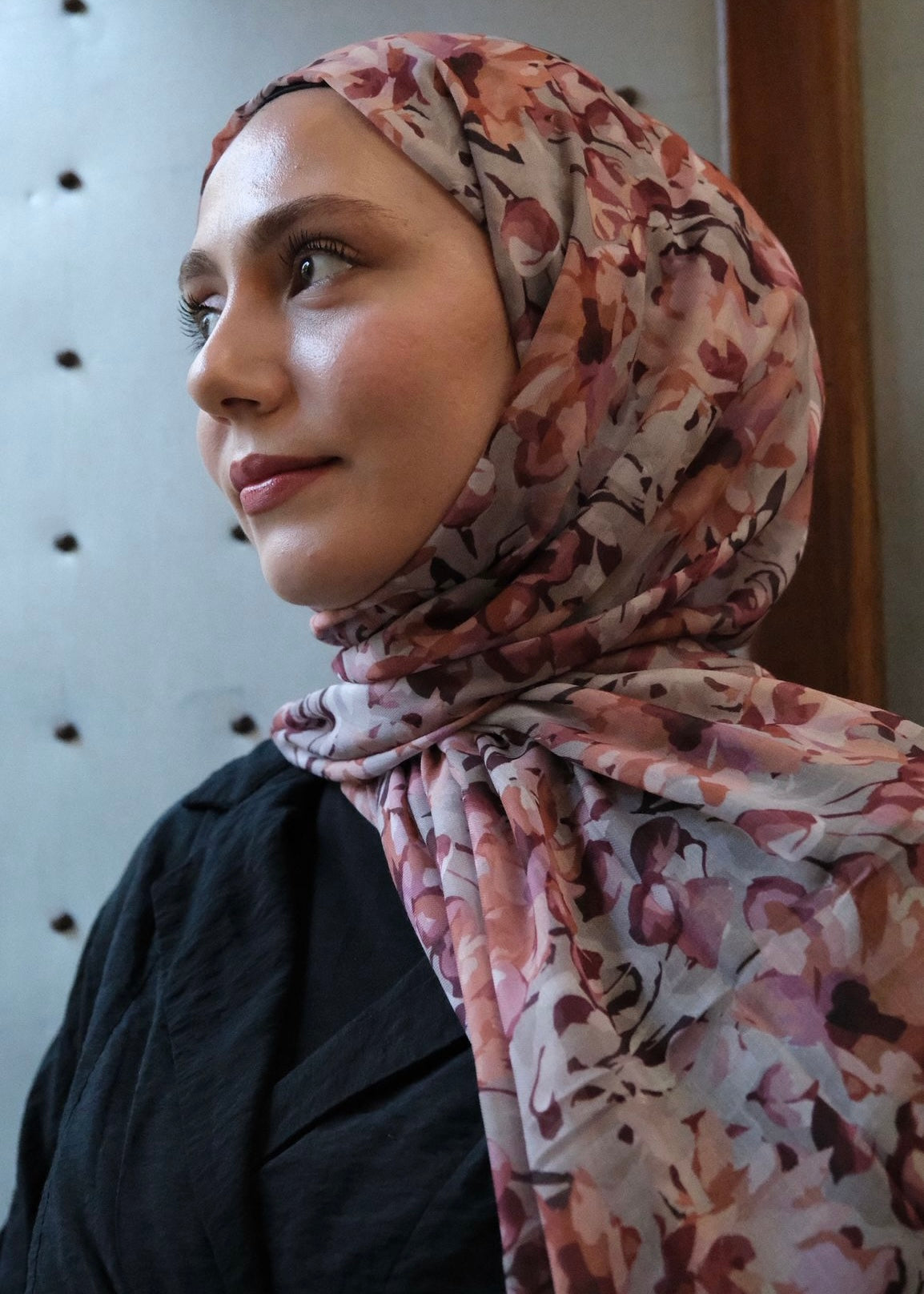 Garden Design Hijab - Burgundy Gray