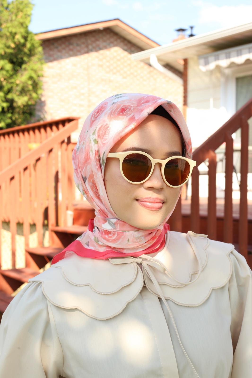 Rose Square Scarf - Original
