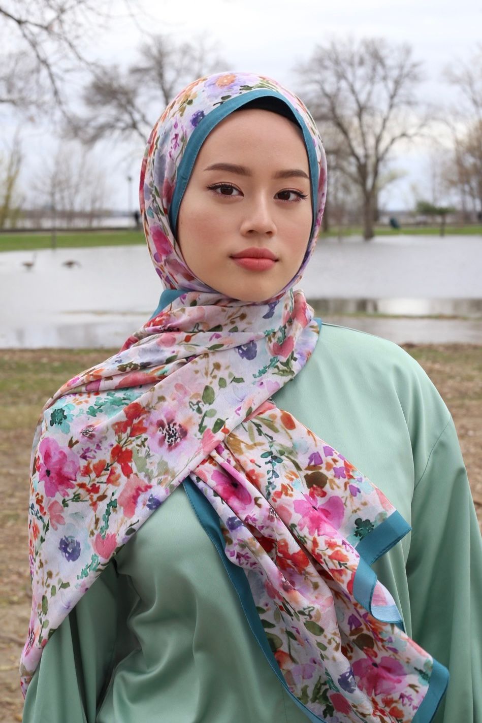 Watercolor Floral Hijab - Stabilo