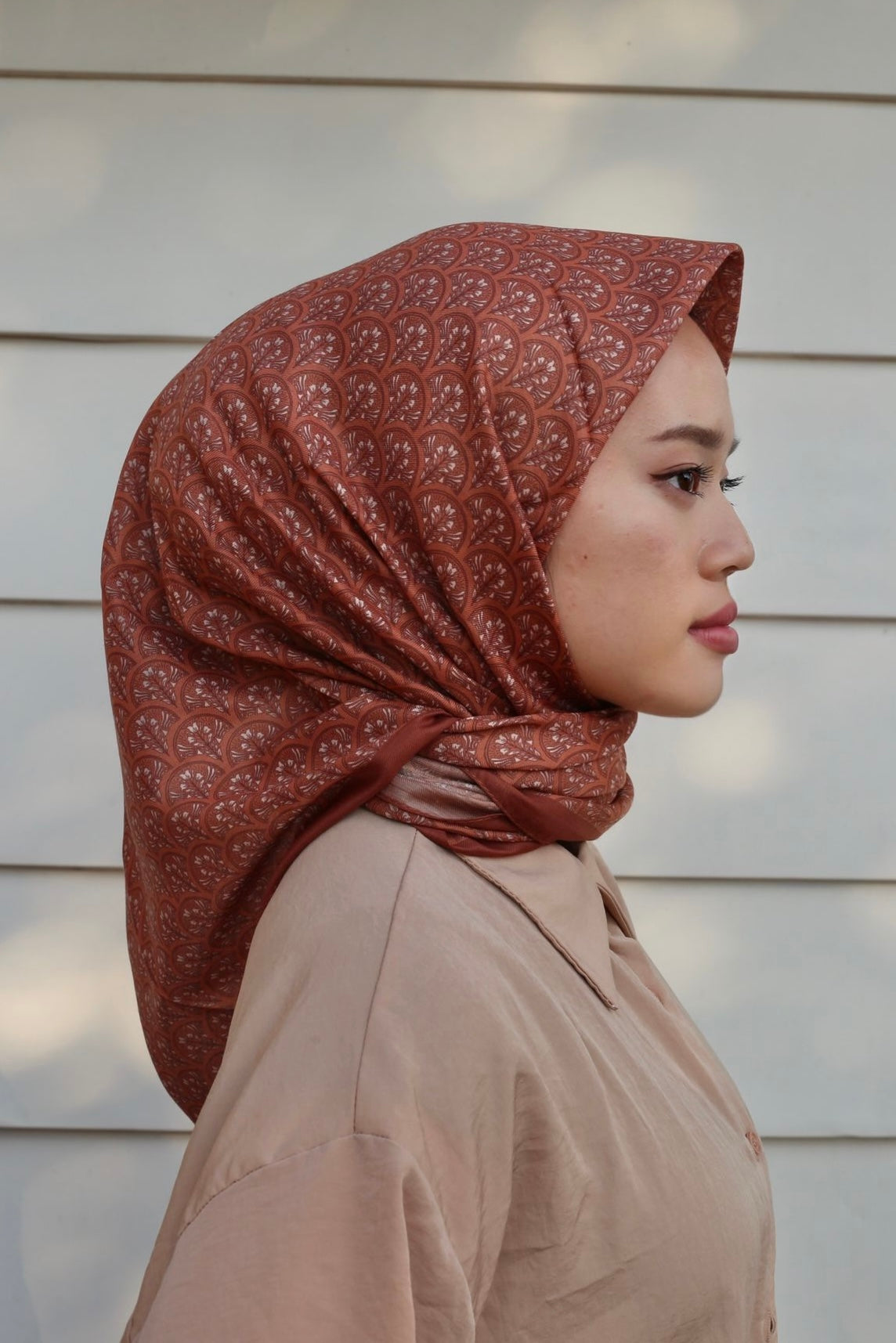 Minimal Square Scarf - Chocolate
