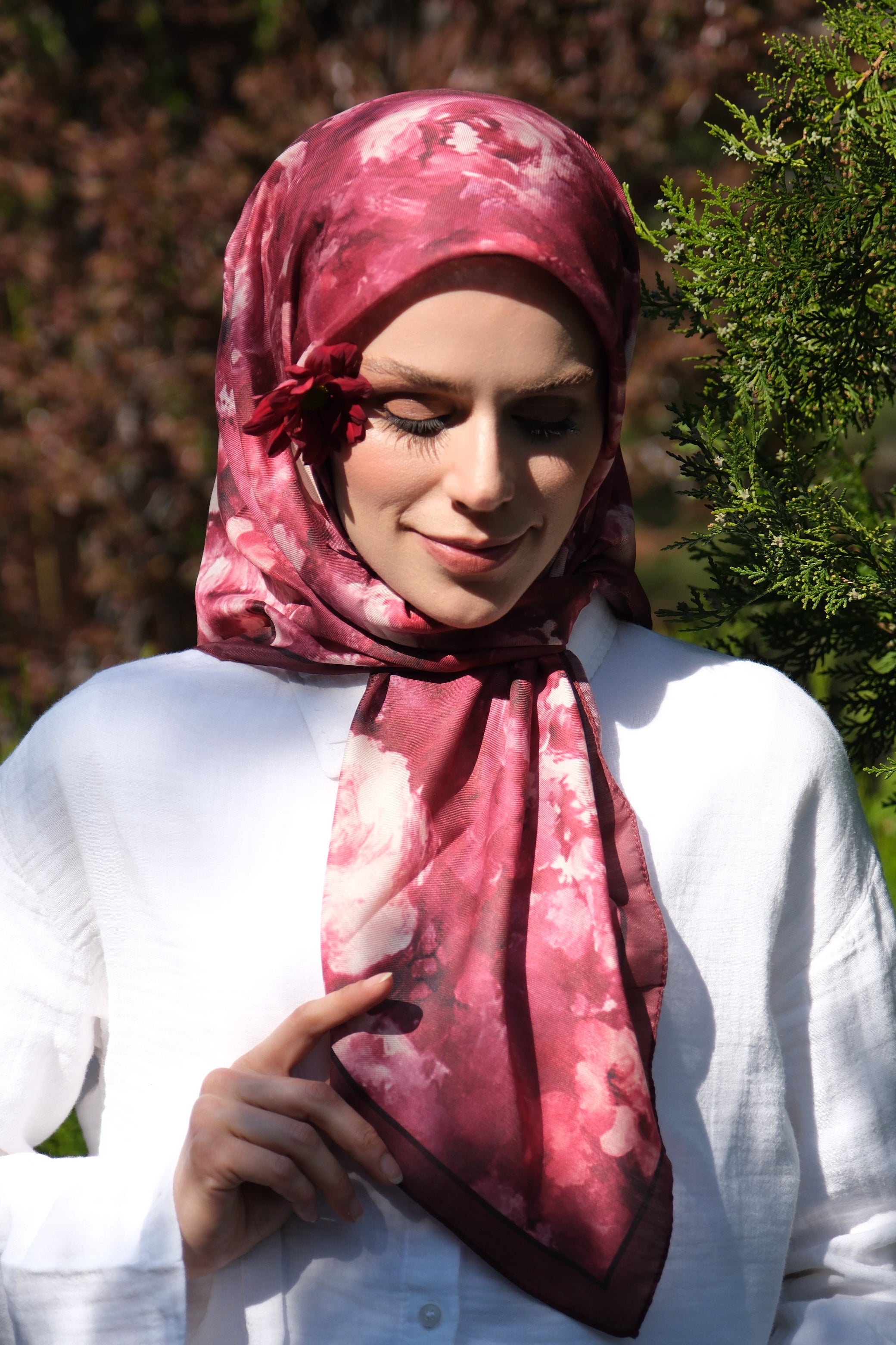 Rose Blend Square Scarf - Wine