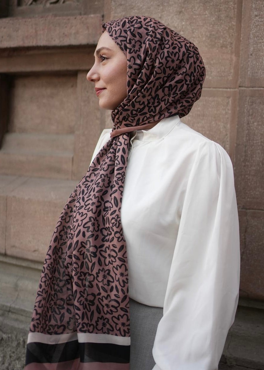 Flora Line Hijab - Caramel